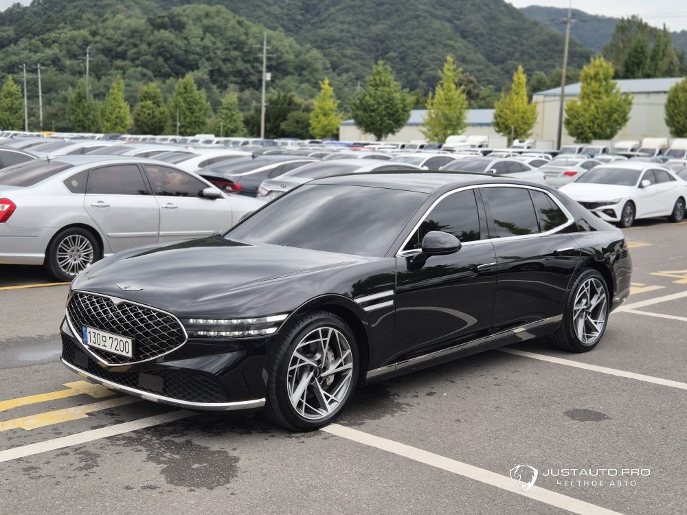 Автомобиль Genesis G90