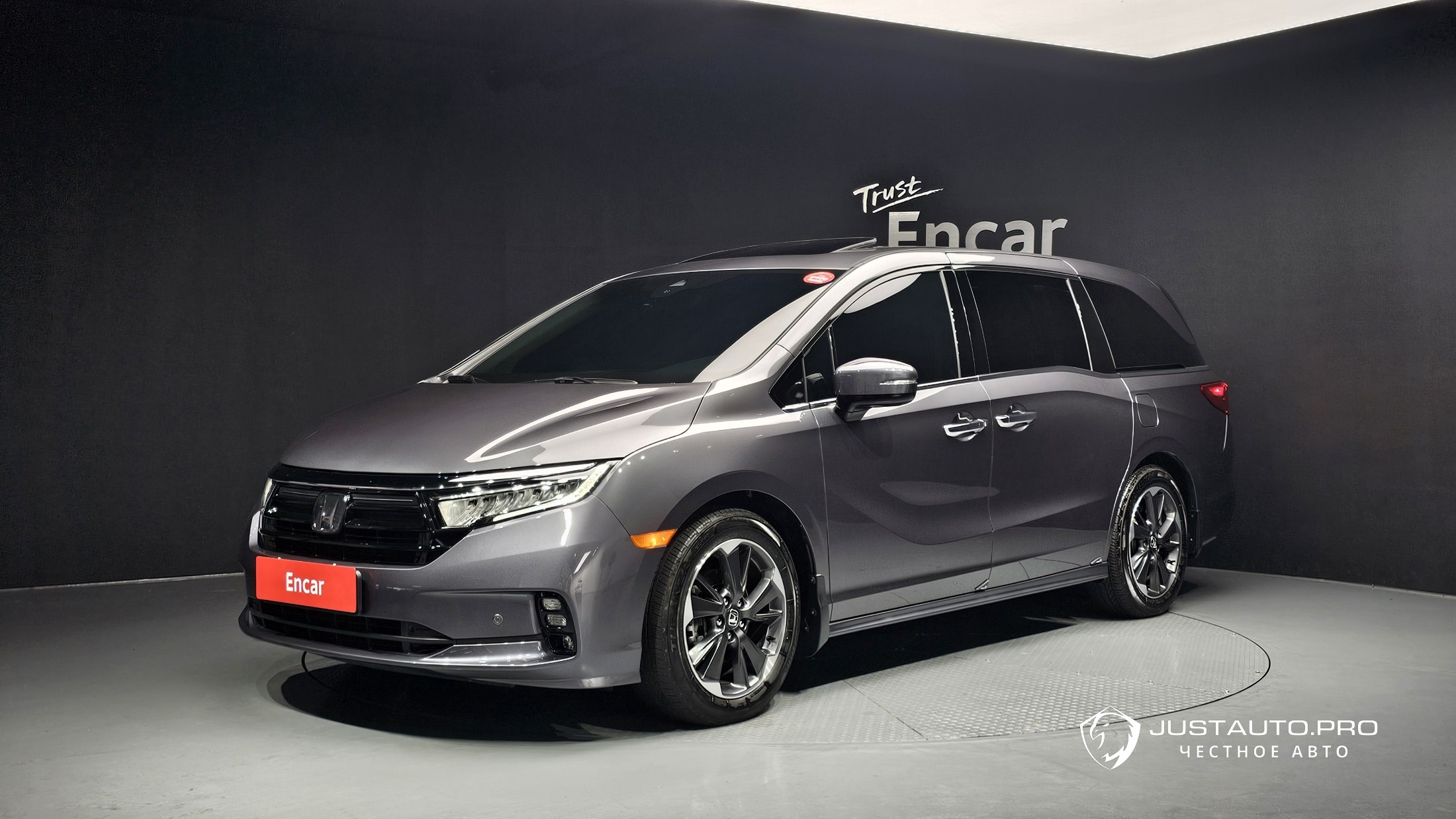 Автомобиль Honda Odyssey