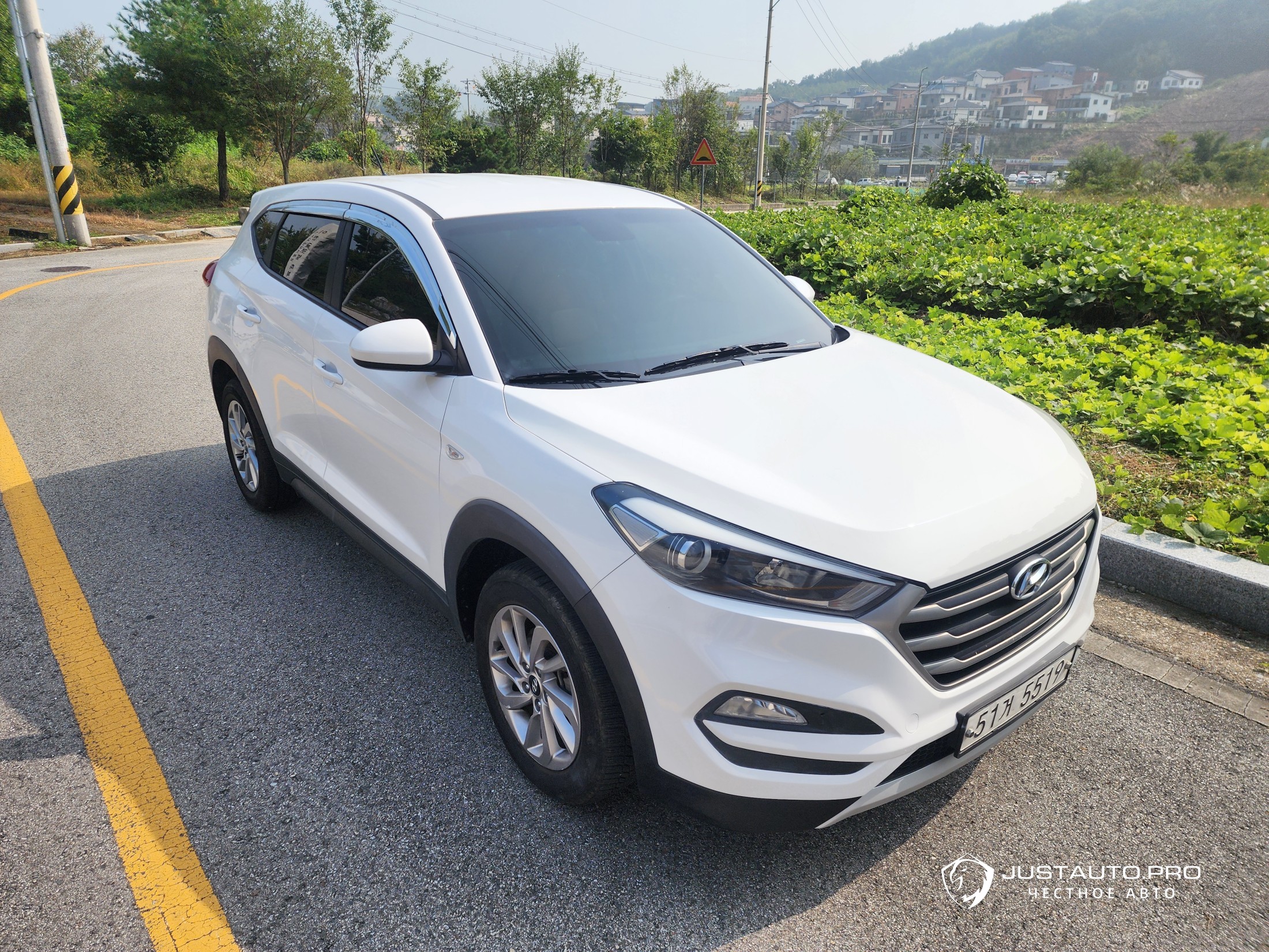 Автомобиль Hyundai Tucson