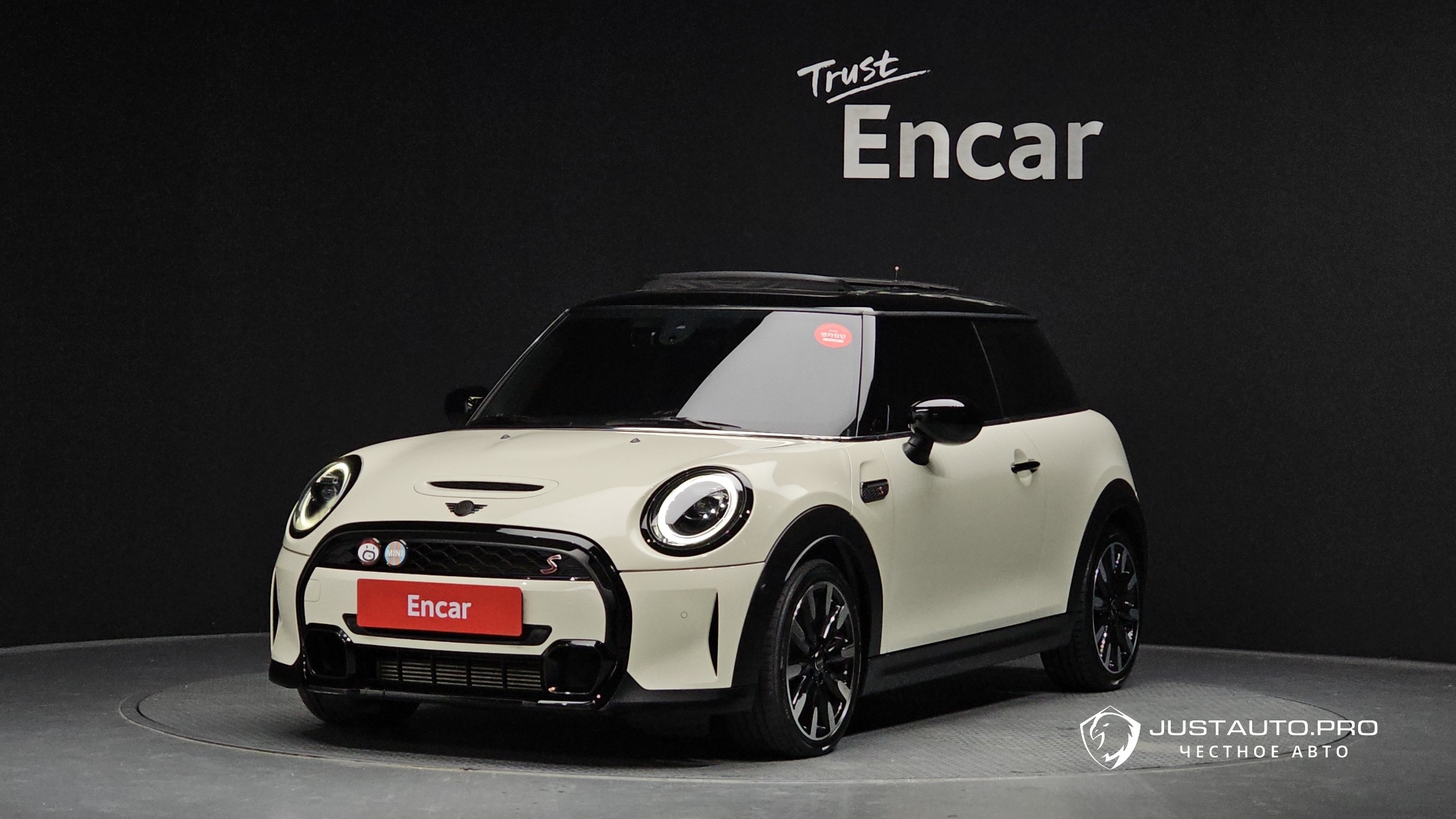 Автомобиль Mini Cooper