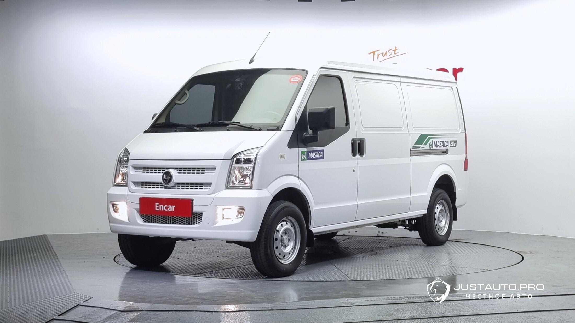 Автомобиль DFSK C35