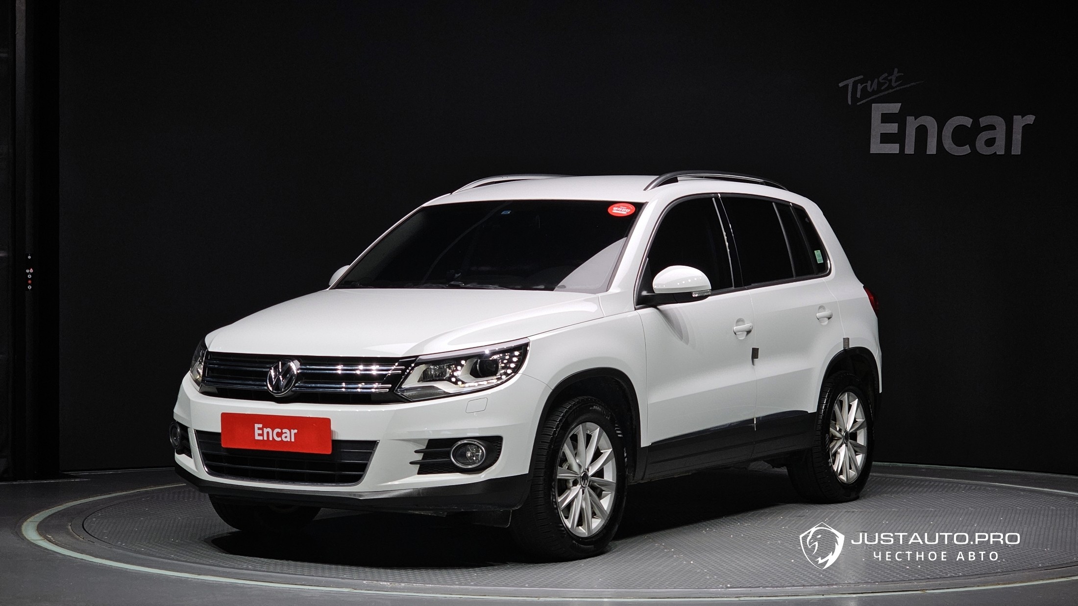 Автомобиль Volkswagen Tiguan