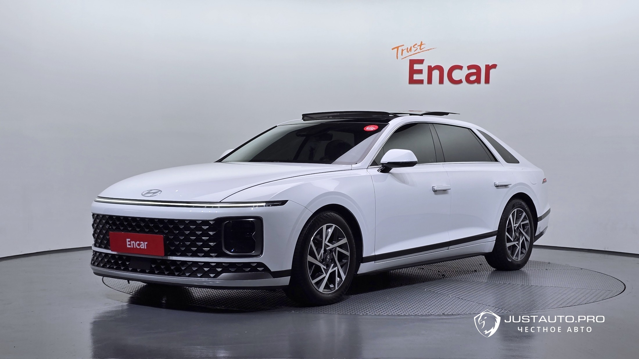 Автомобиль Hyundai Grandeur