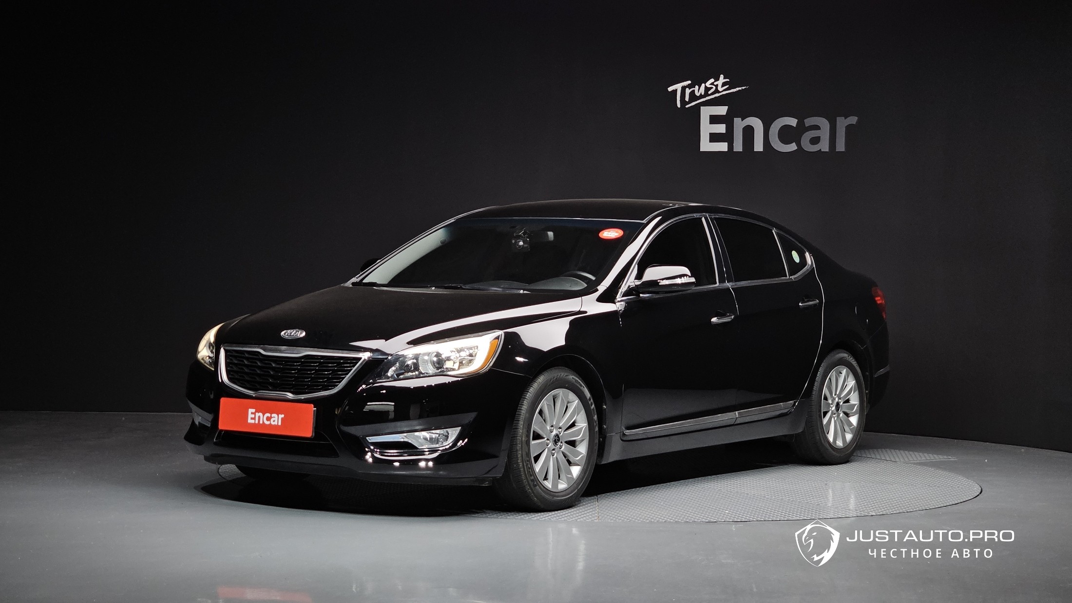 Автомобиль Kia K7