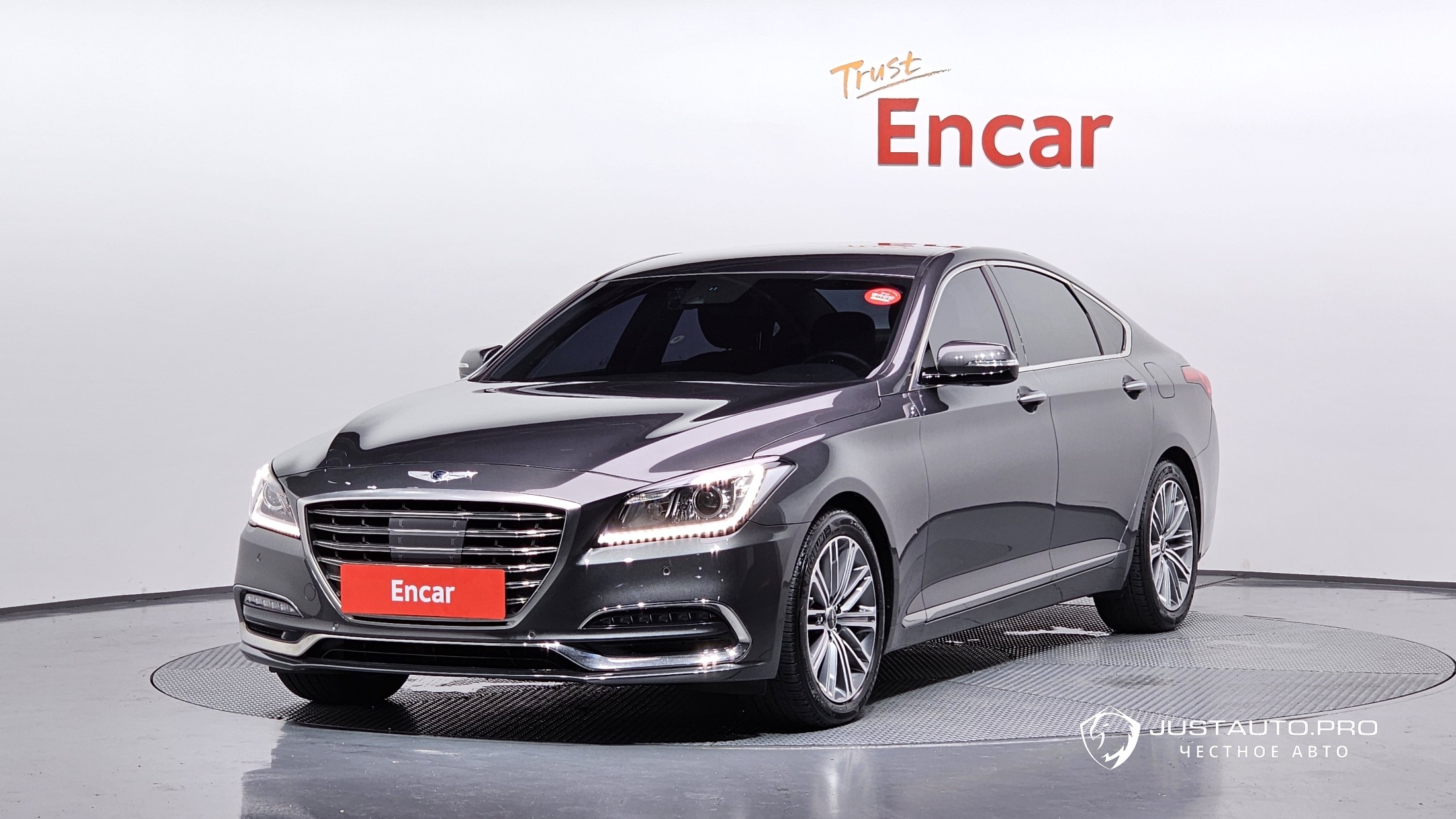 Автомобиль Genesis G80