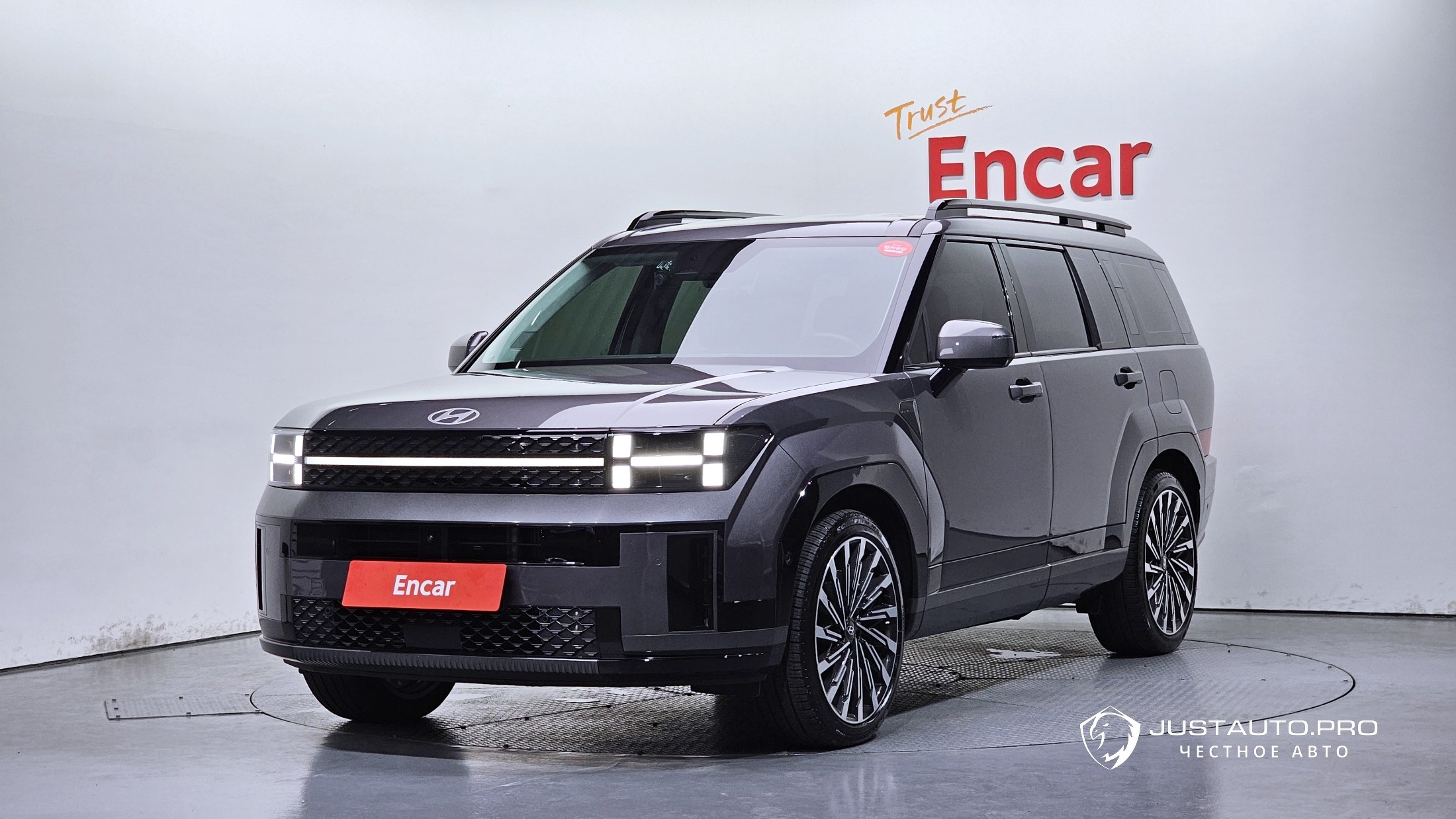 Автомобиль Hyundai Santafe