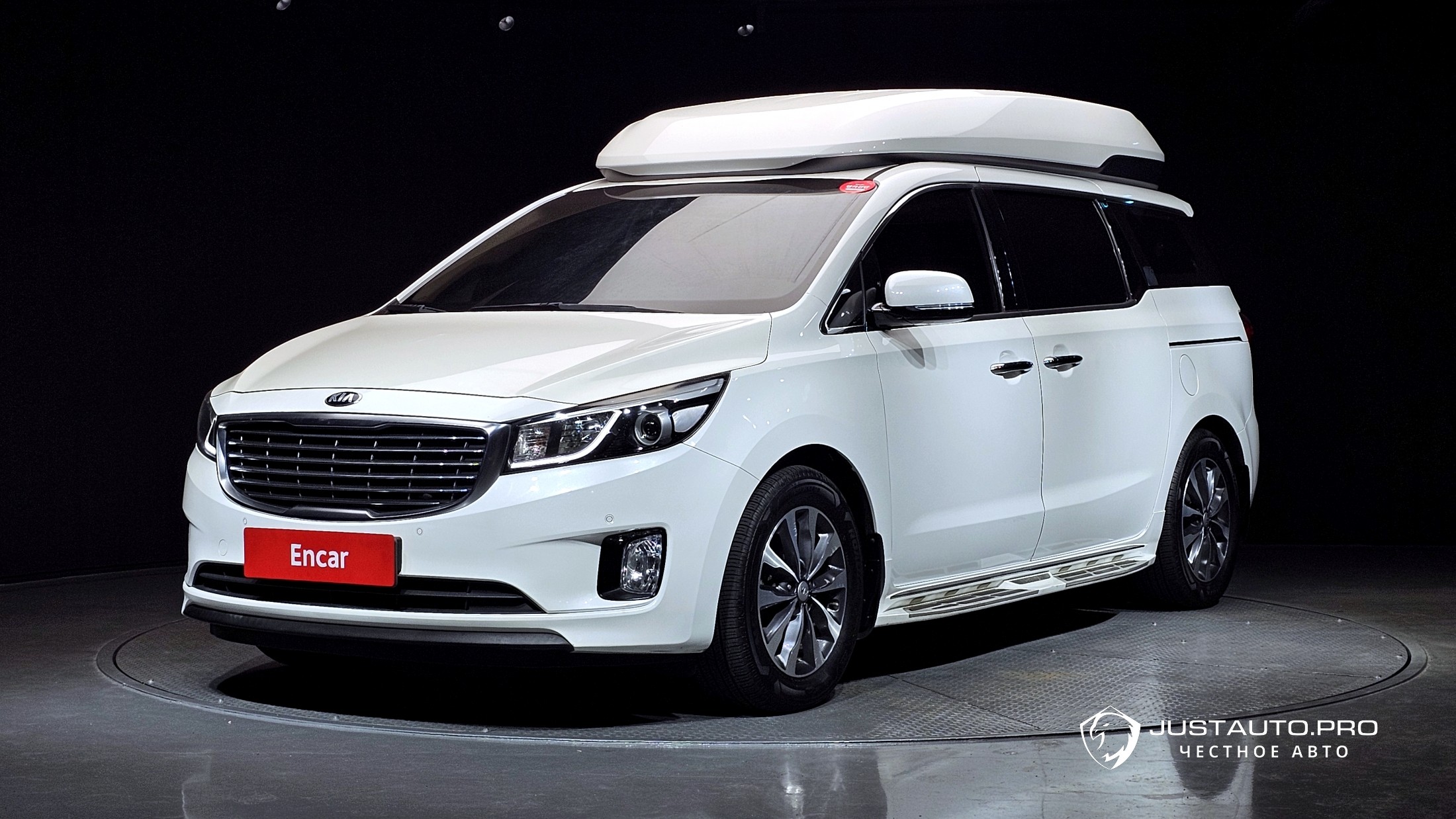 Автомобиль Kia Canival