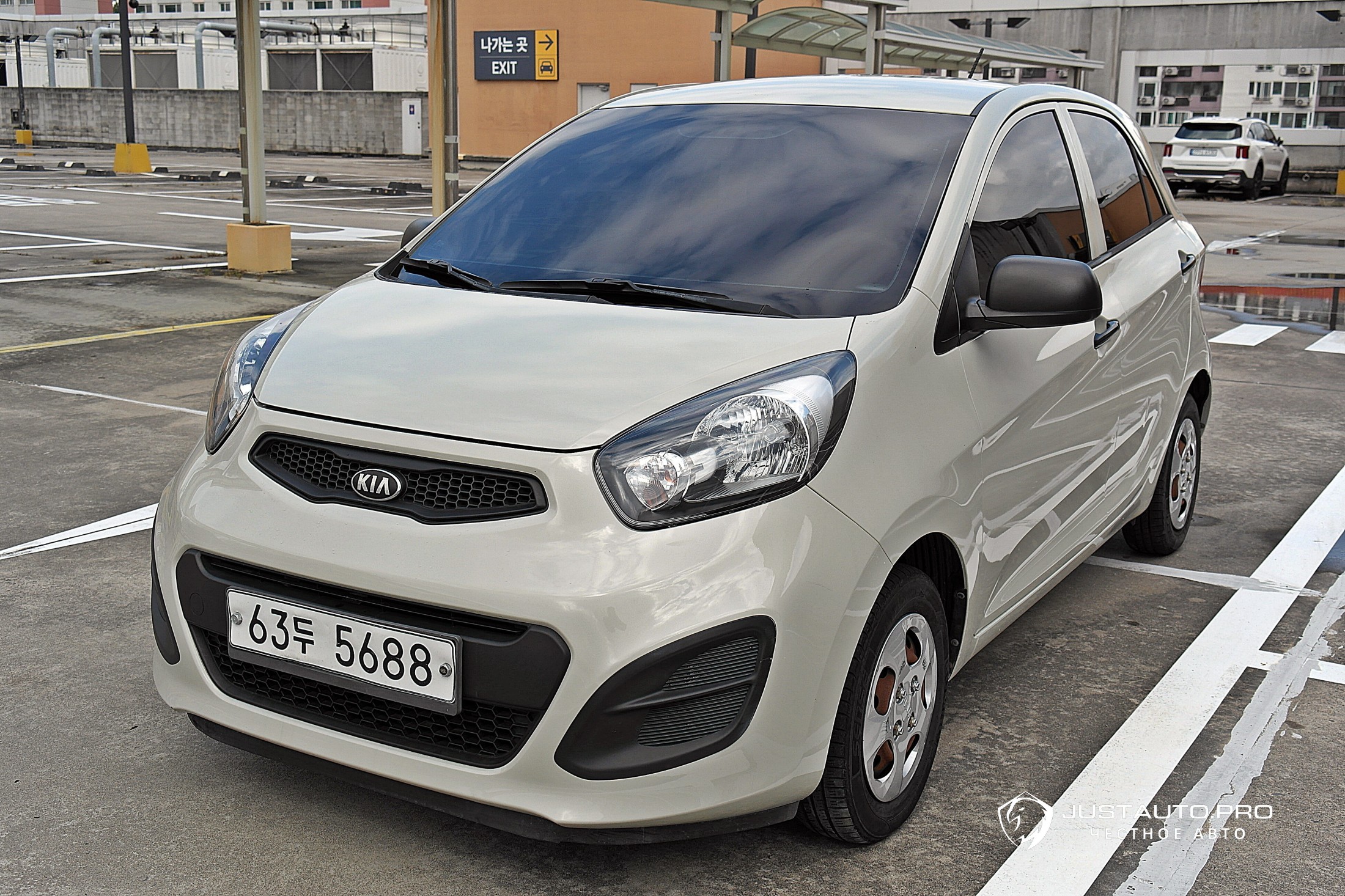 Автомобиль Kia morning