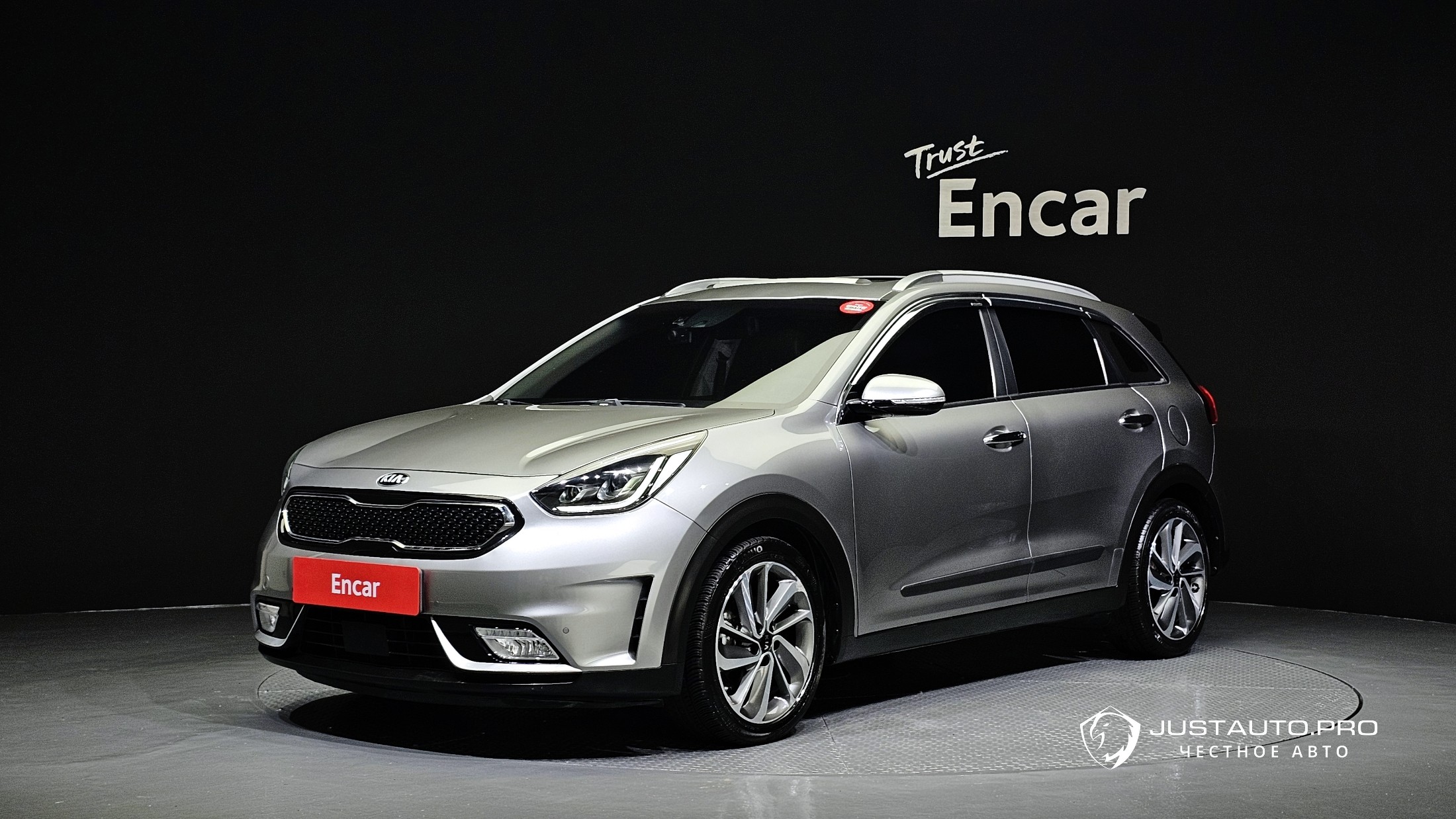 Автомобиль Kia Niro