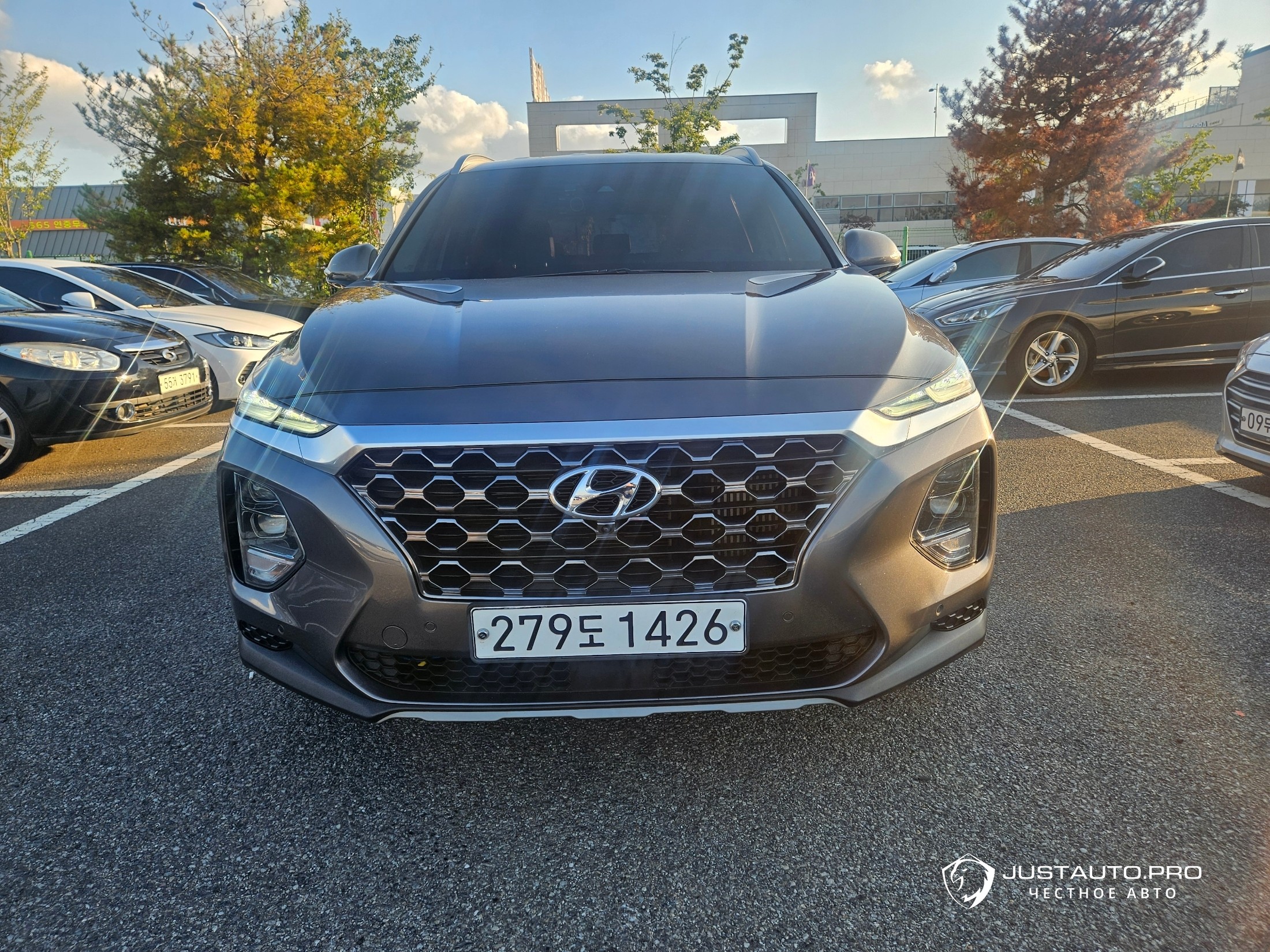 Автомобиль Hyundai Santafe