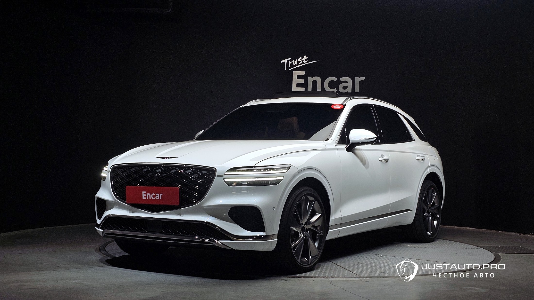 Автомобиль Genesis GV70