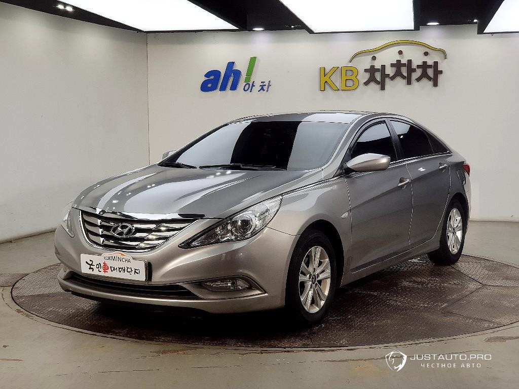 Автомобиль Hyundai Sonata