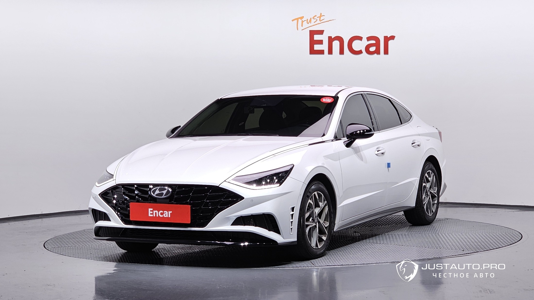 Автомобиль Hyundai Sonata