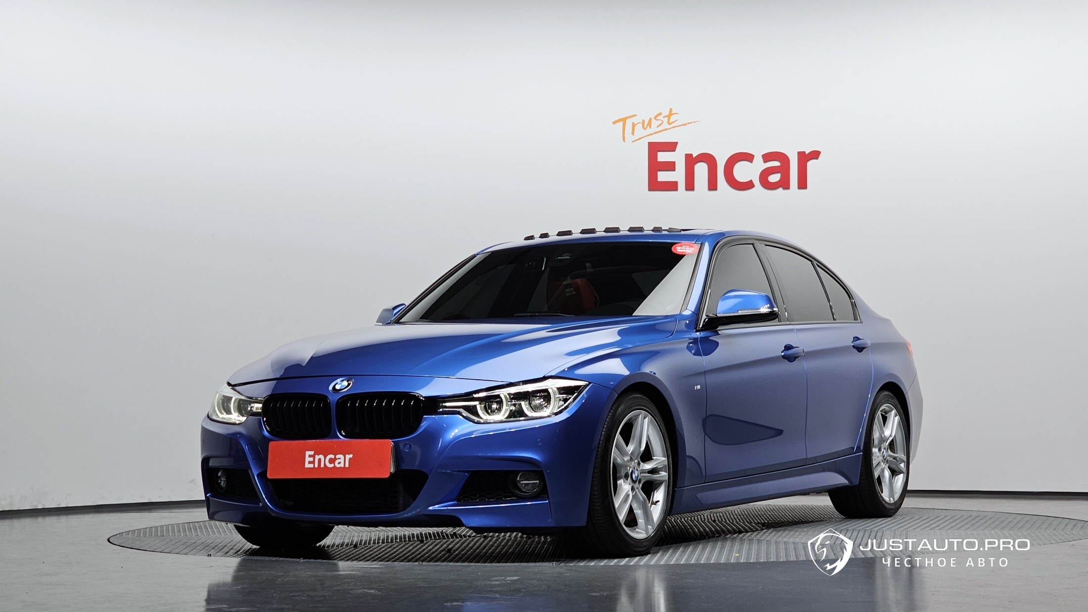 Автомобиль BMW 3-Series