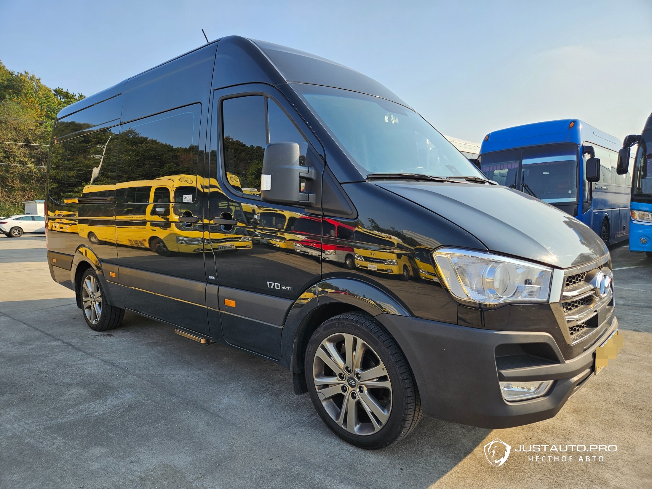 Автомобиль Hyundai Solati