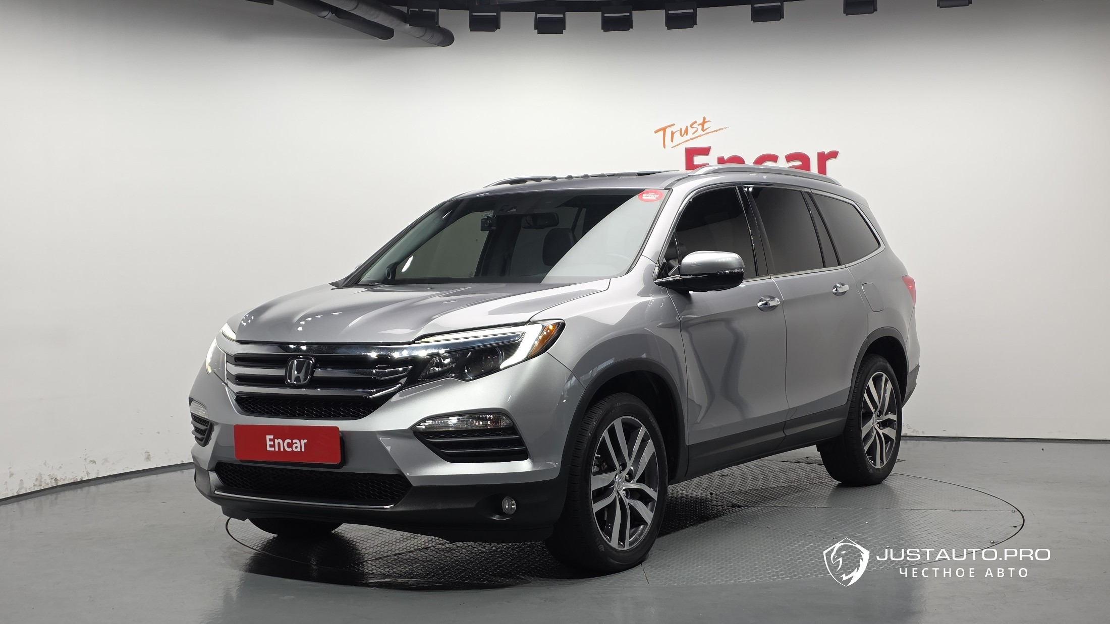 Автомобиль Honda Pilot