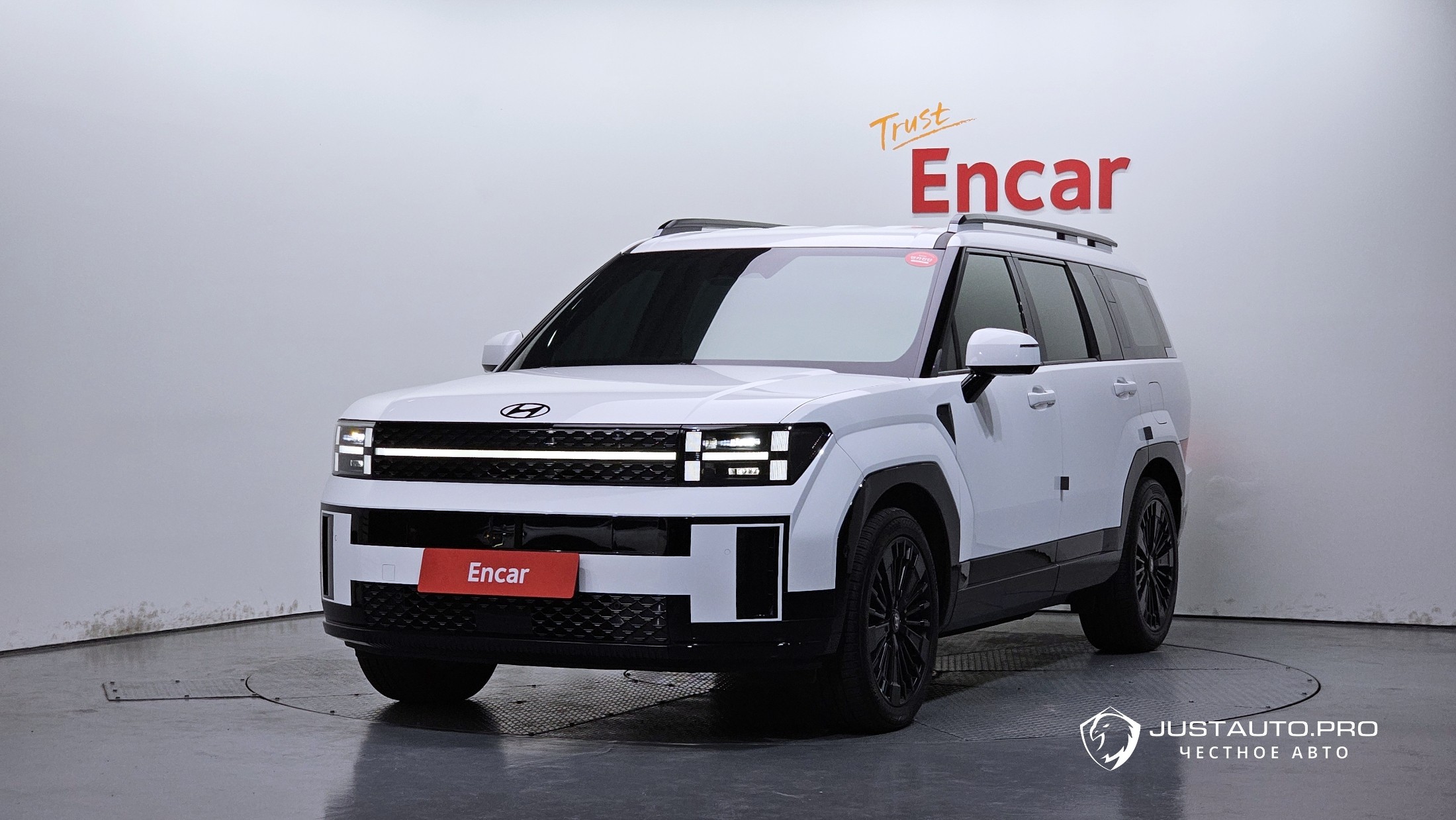 Автомобиль Hyundai Santafe