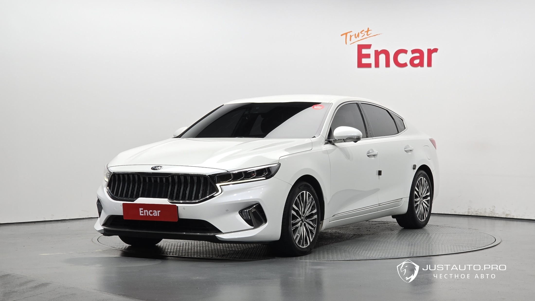 Автомобиль Kia K7