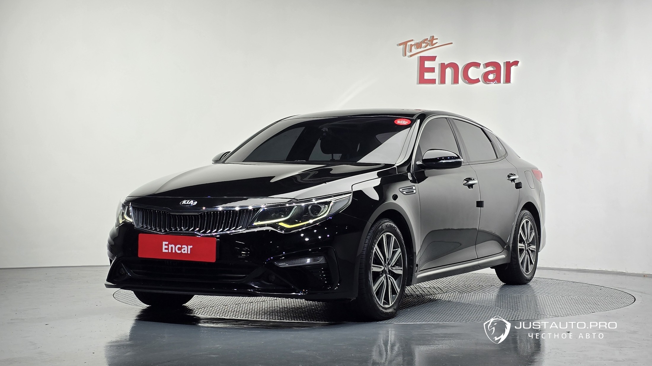 Автомобиль Kia K5