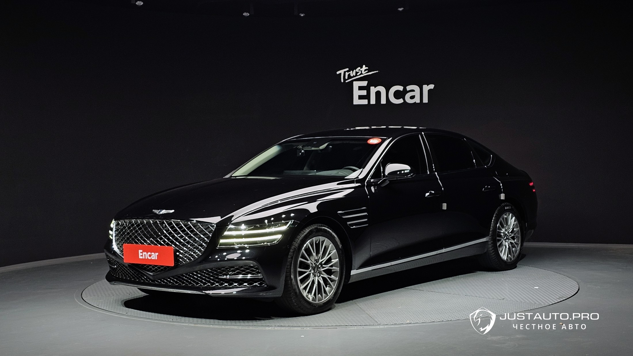 Автомобиль Genesis G80