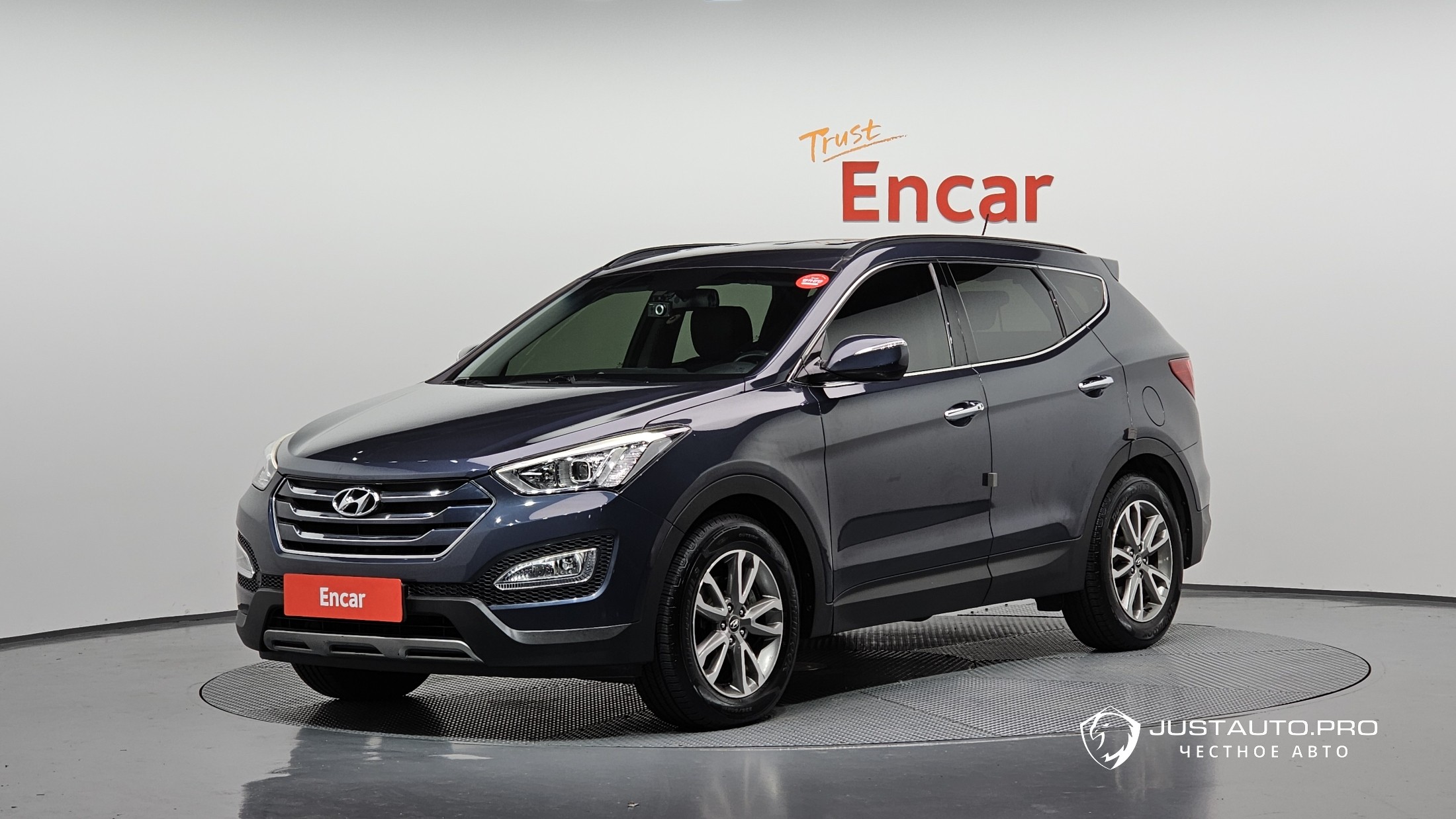 Автомобиль Hyundai Santafe