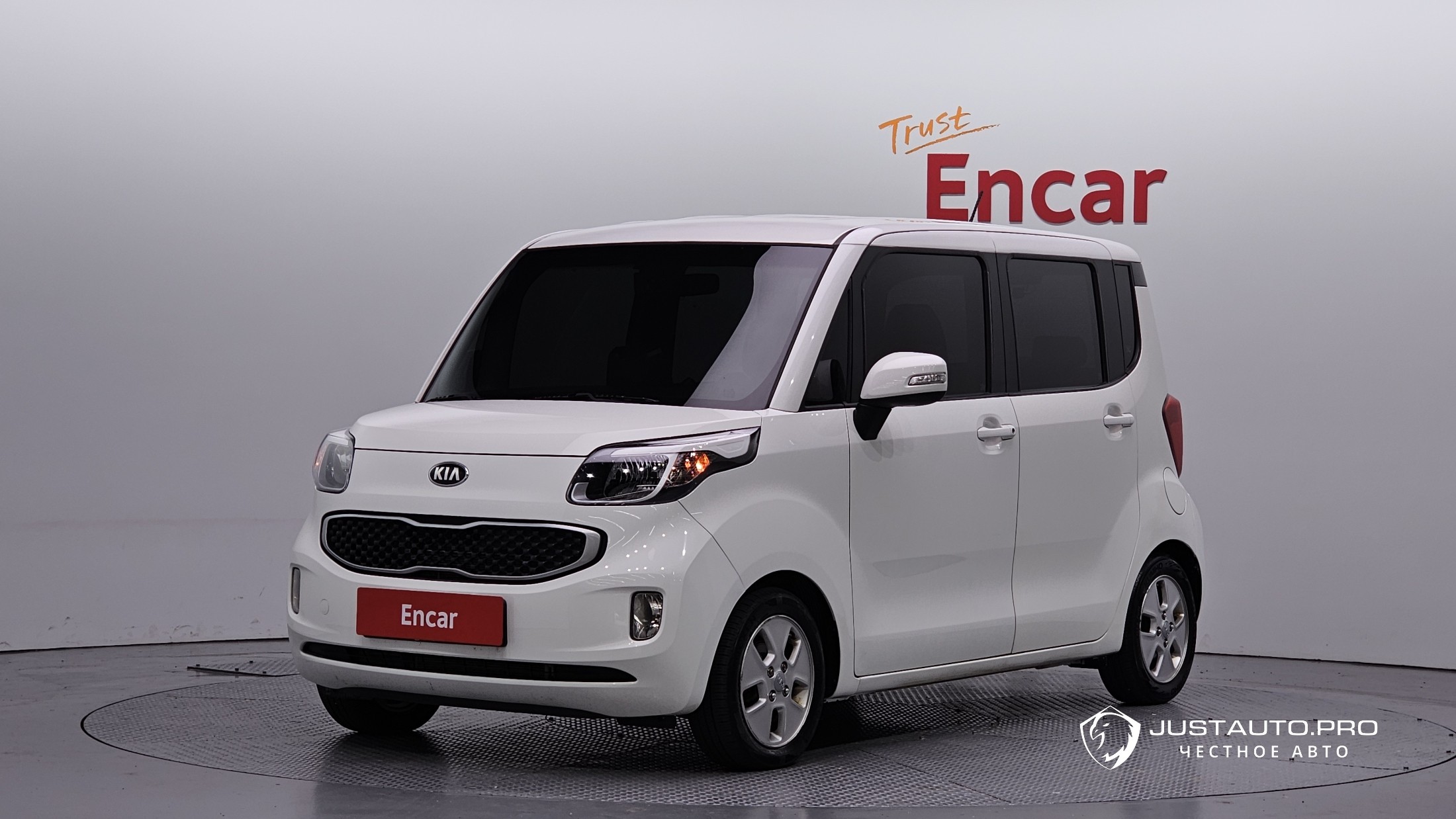 Автомобиль Kia RAY