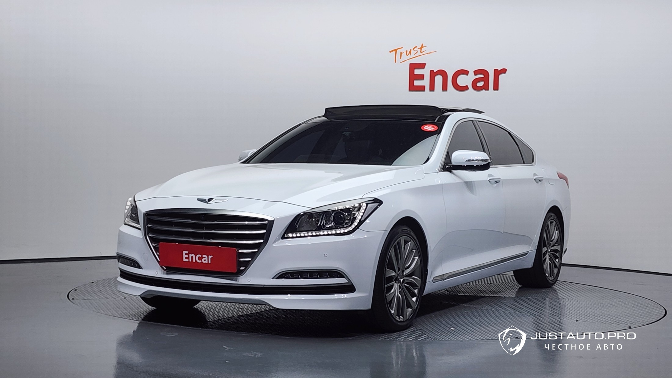 Автомобиль Hyundai Genesis
