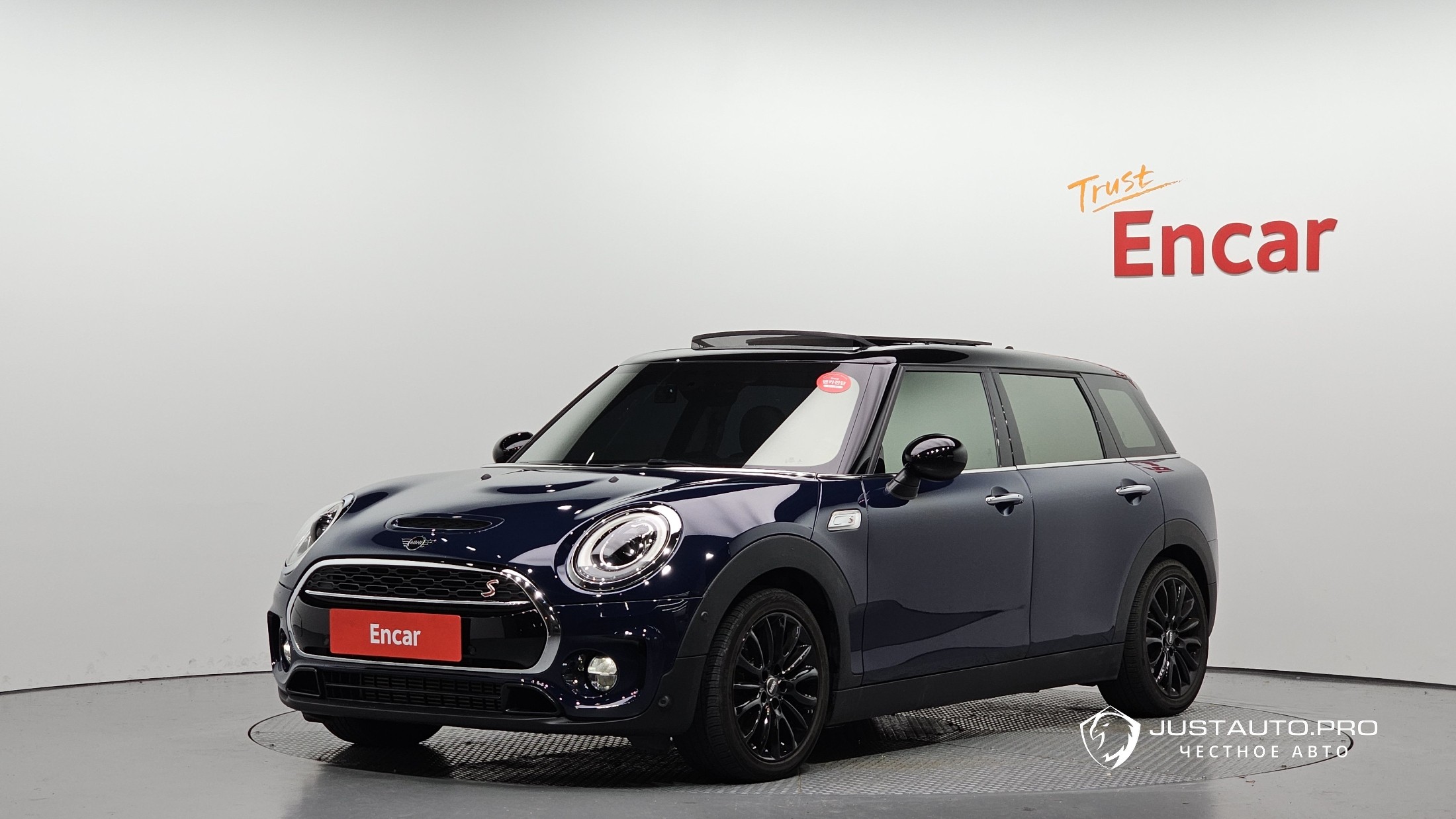 Автомобиль Mini Clubman