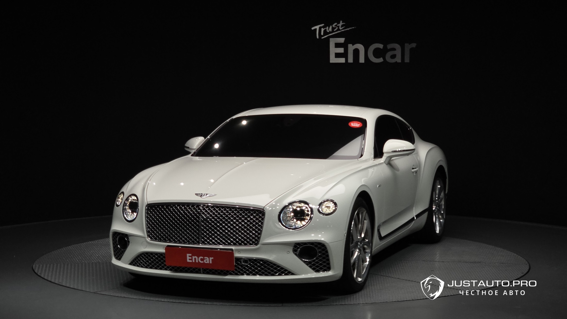 Автомобиль Bentley Continental