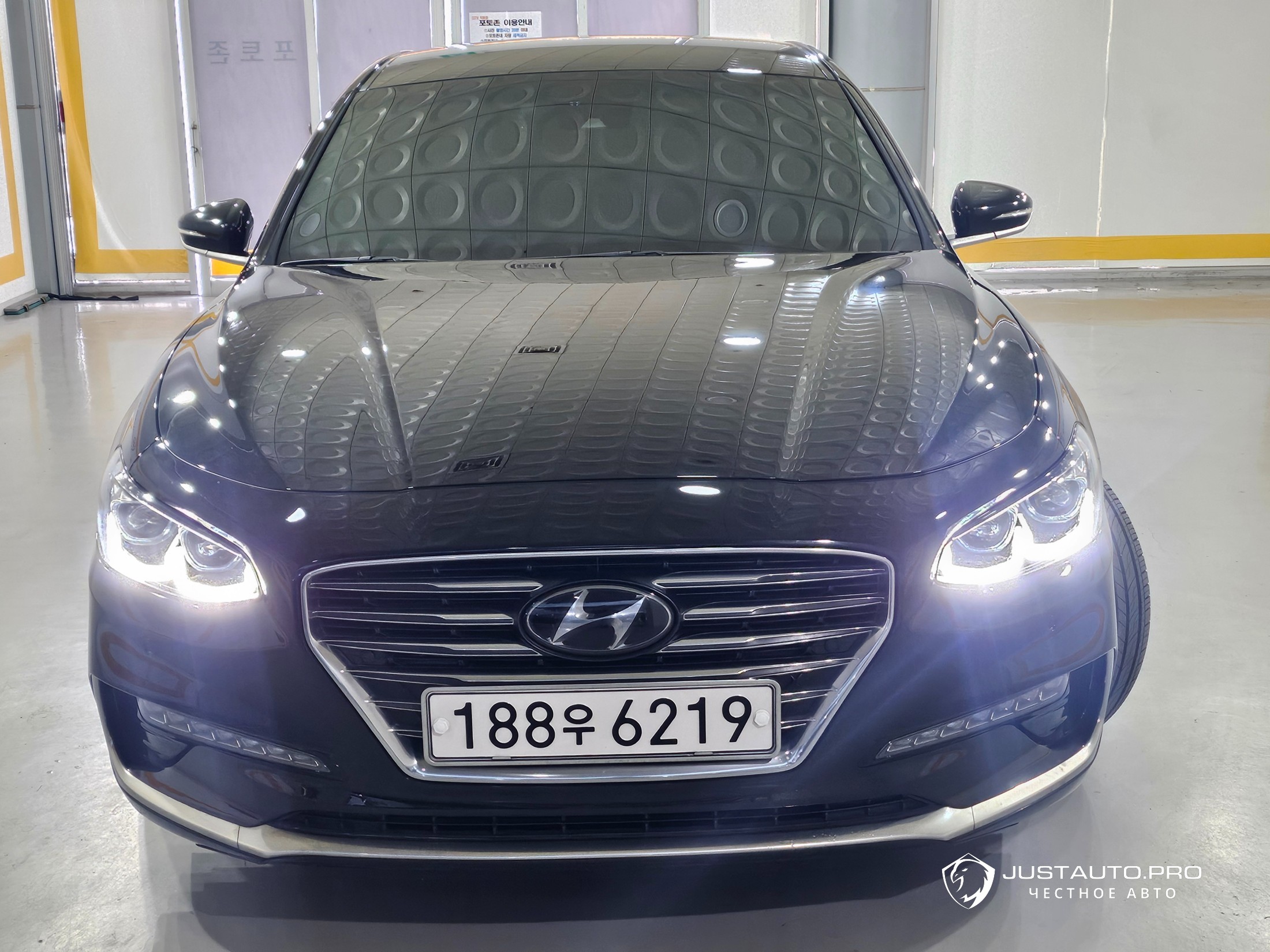 Автомобиль Hyundai Grandeur