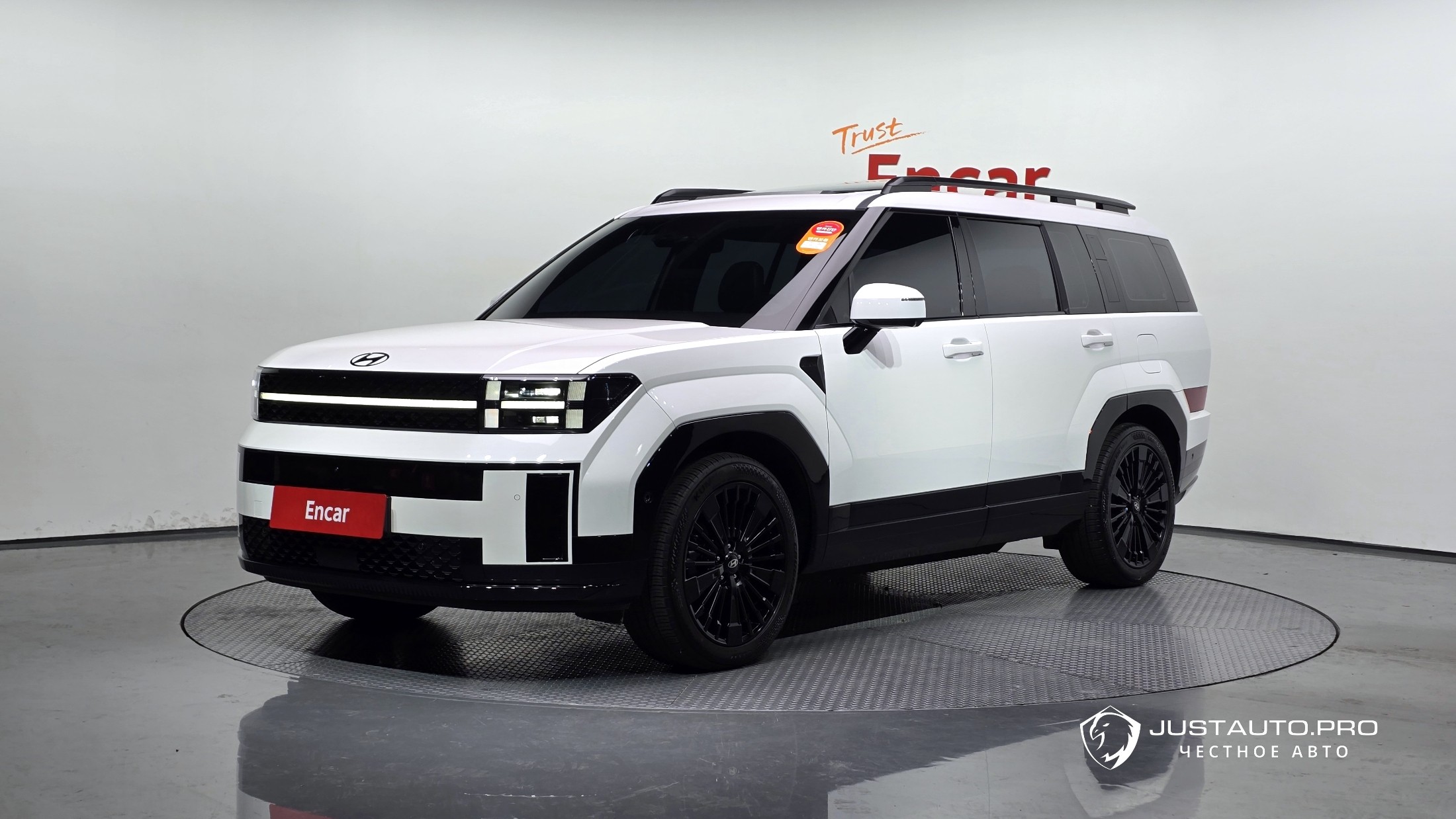 Автомобиль Hyundai Santafe