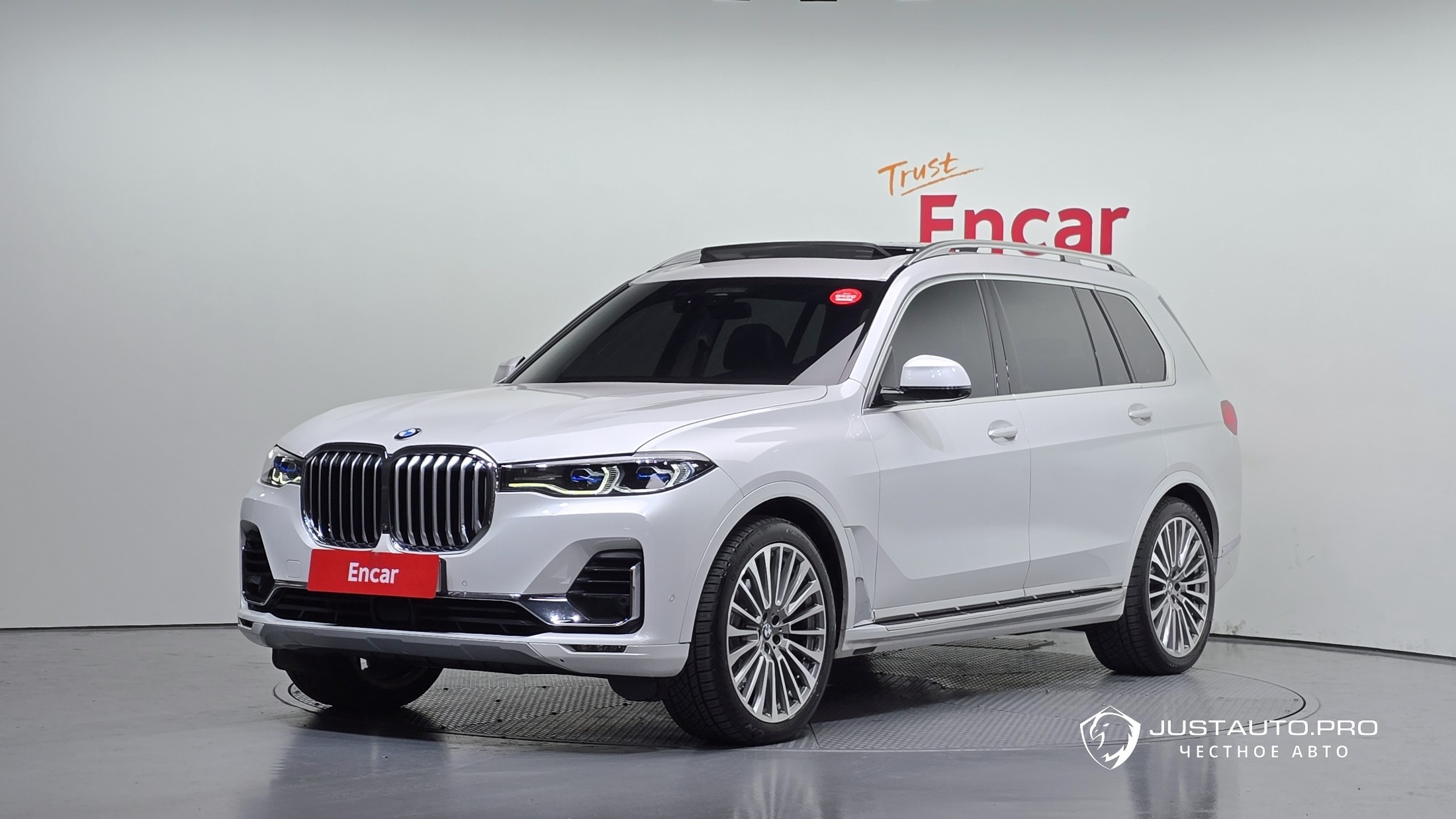 Автомобиль BMW X7