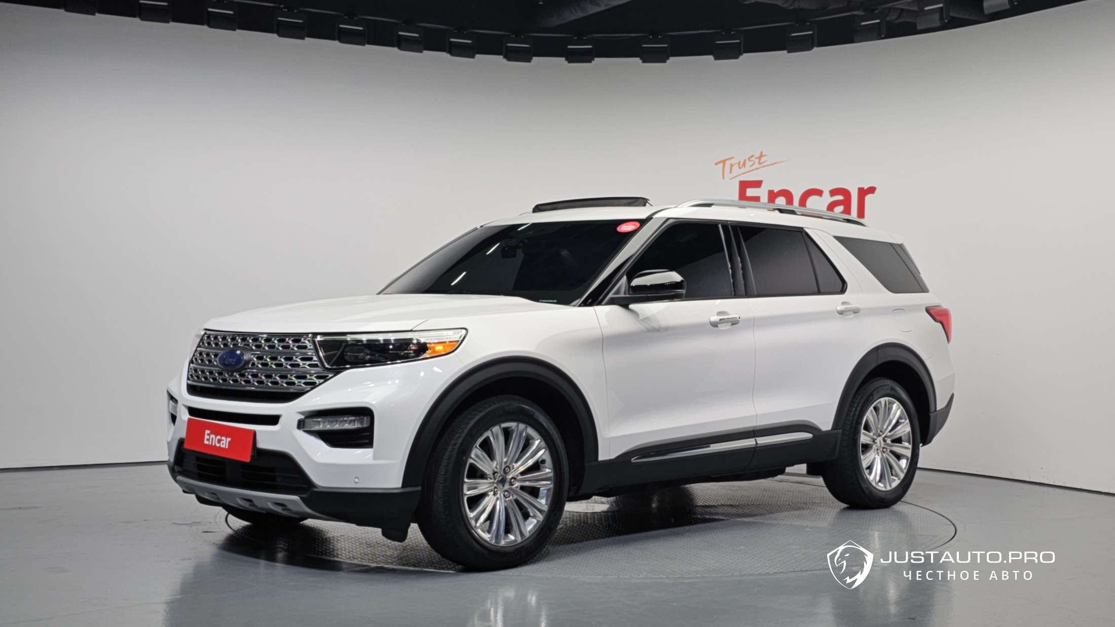 Автомобиль Ford Explorer