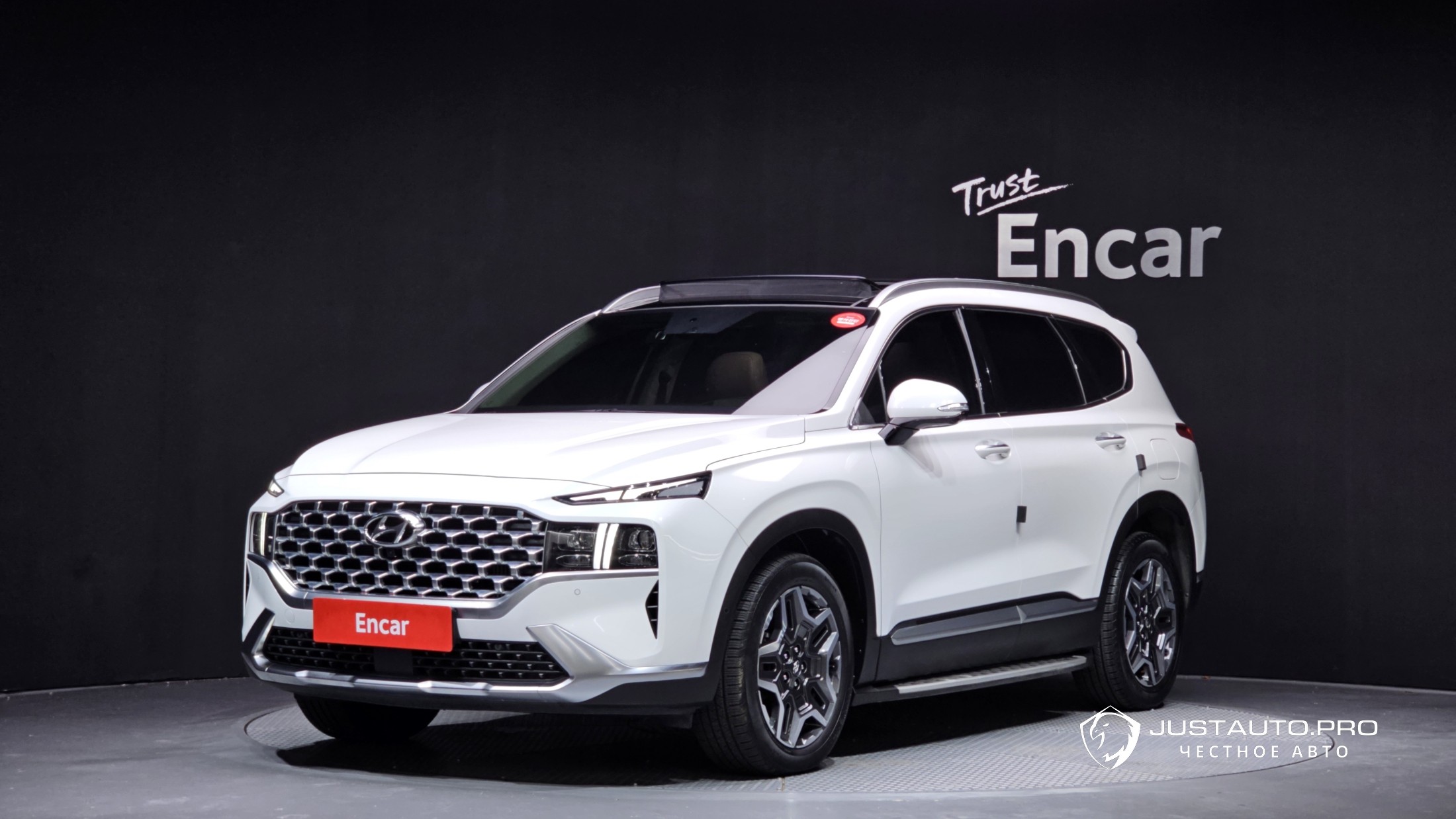 Автомобиль Hyundai Santafe