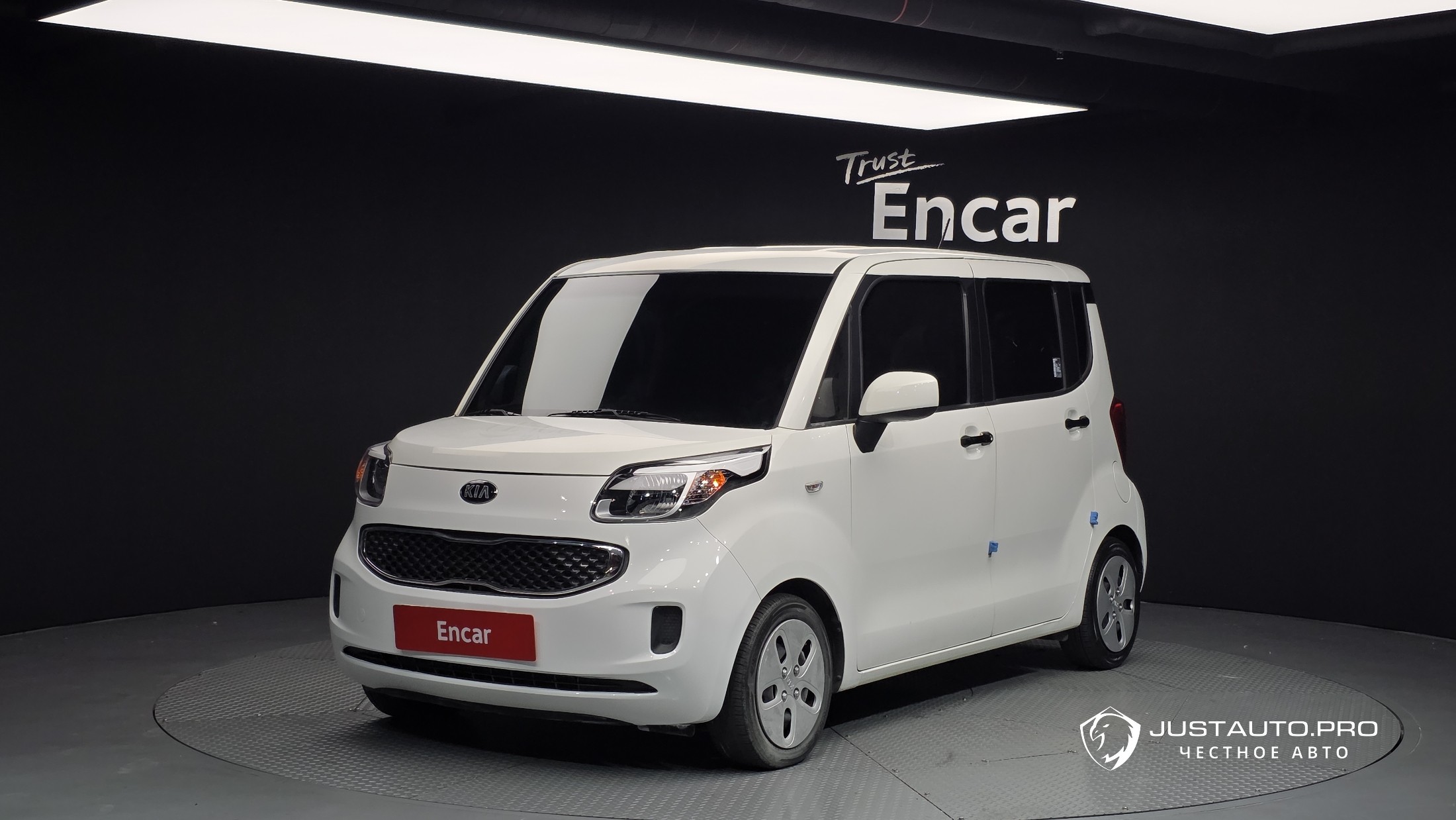 Автомобиль Kia RAY