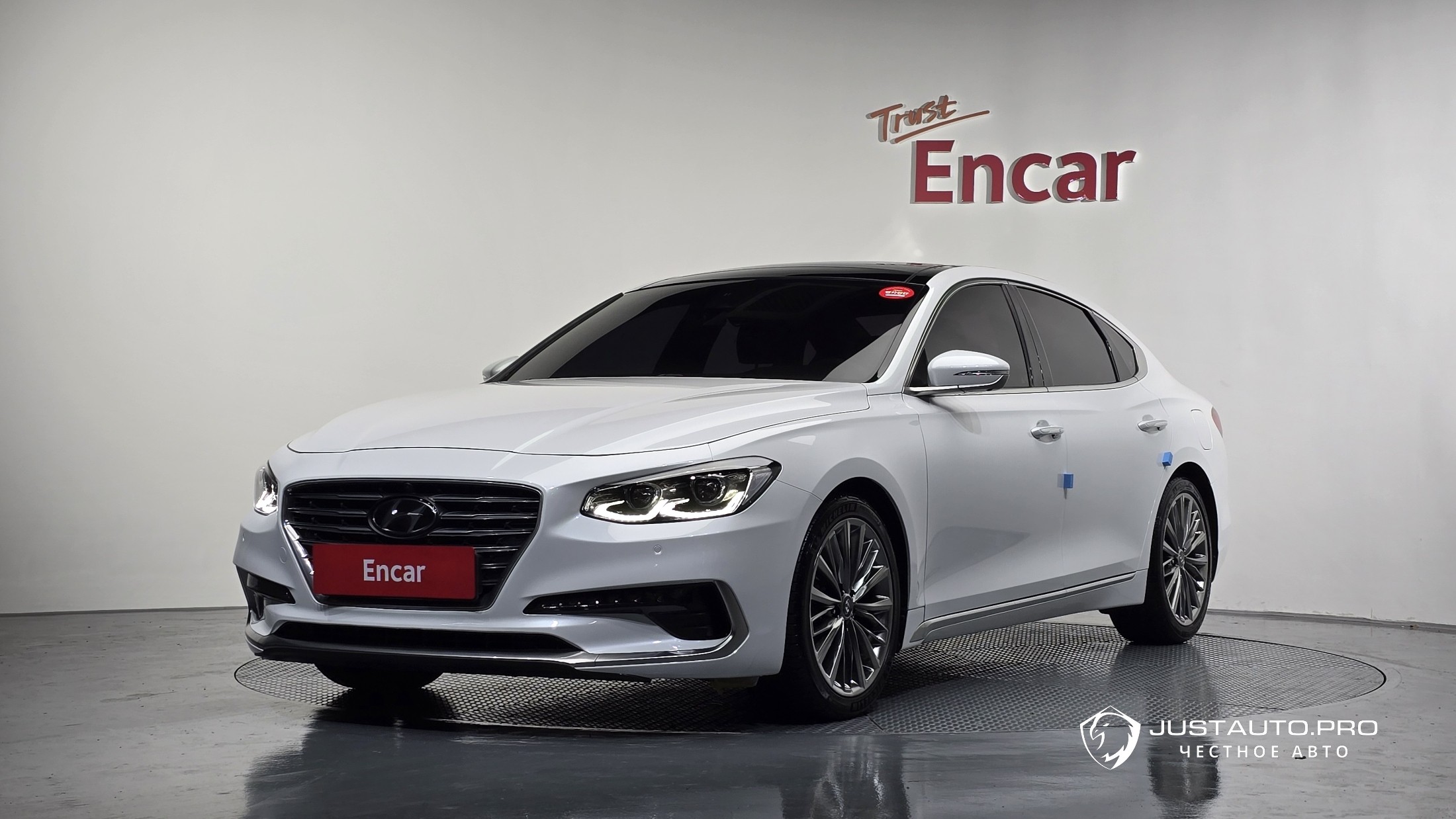 Автомобиль Hyundai Grandeur