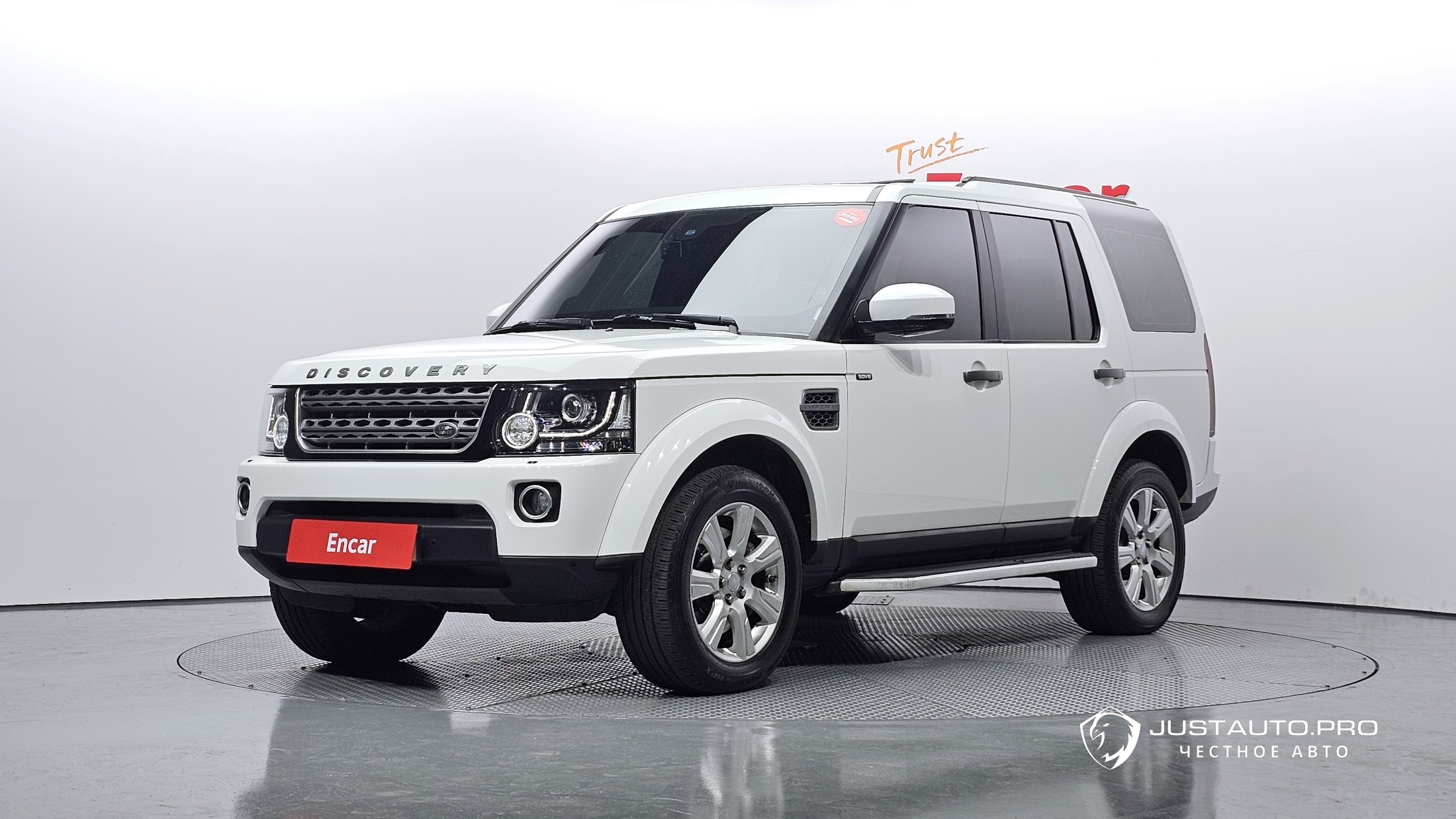 Автомобиль Land Rover Discovery