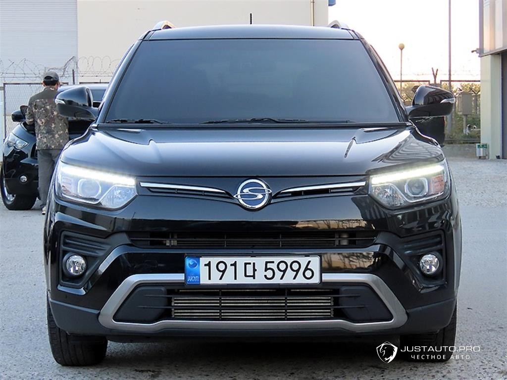 Автомобиль KG_Mobility_Ssangyong TIBOLI
