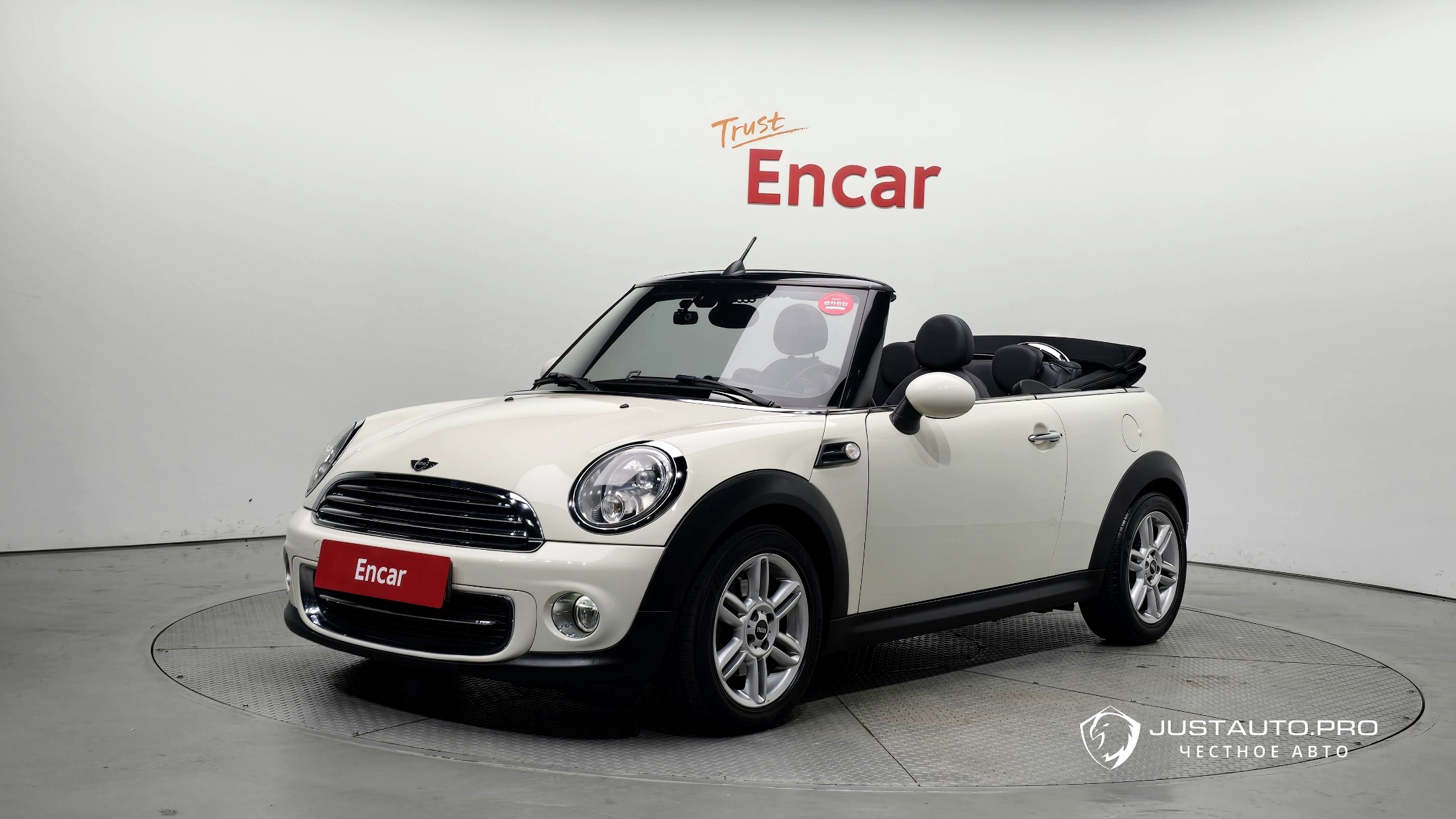 Автомобиль Mini Cooper Convertible