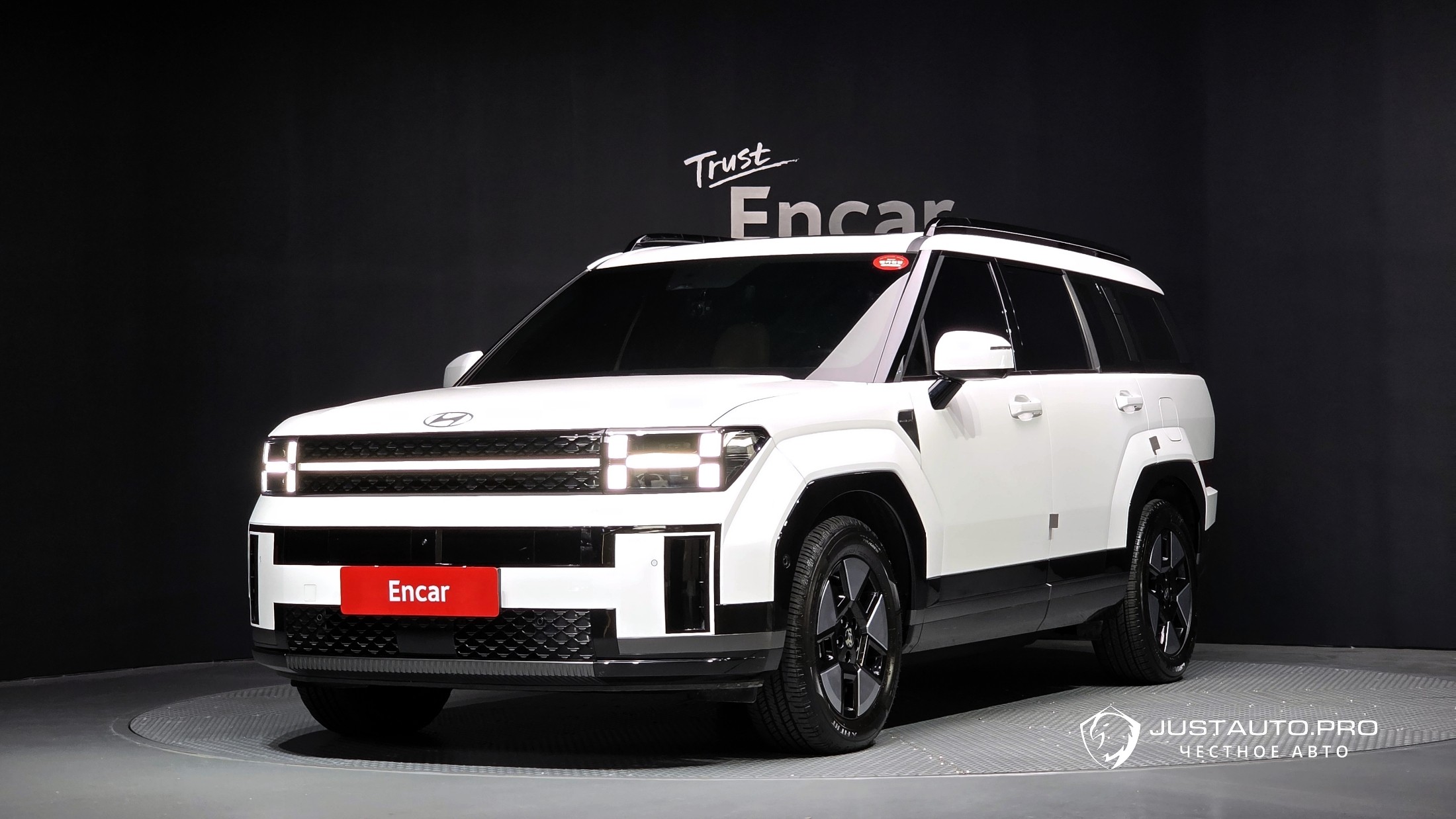 Автомобиль Hyundai Santafe