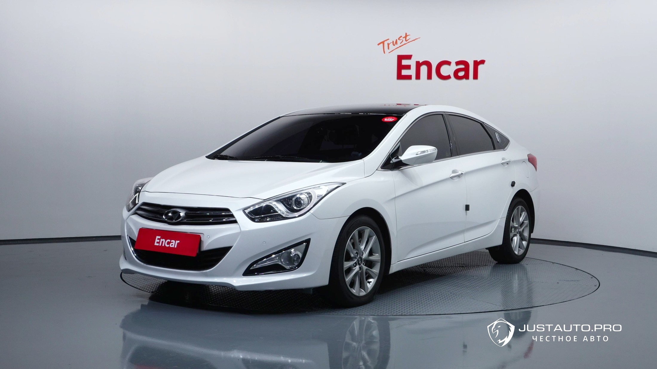 Автомобиль Hyundai i40