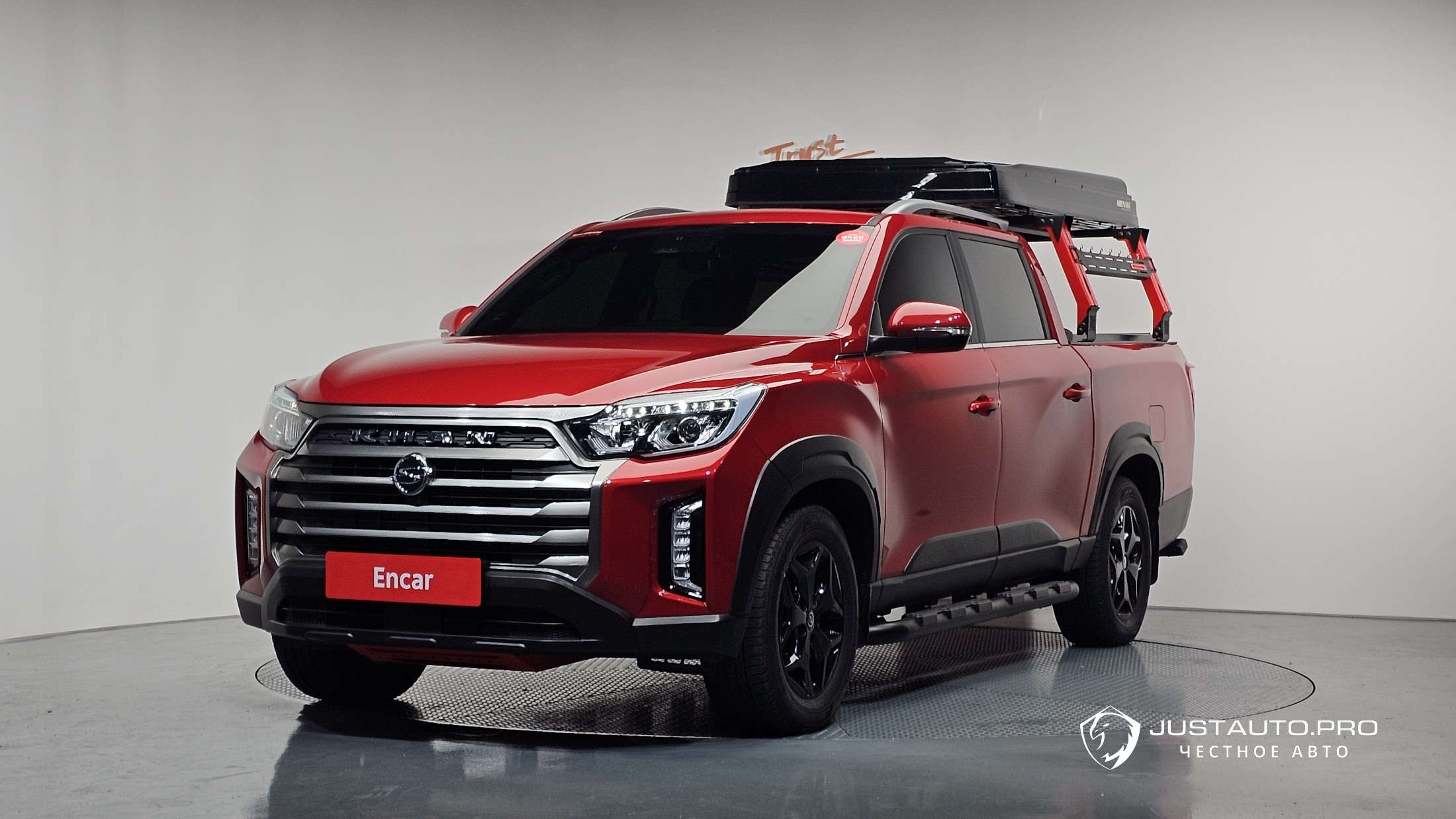 Автомобиль KG_Mobility_Ssangyong Rexton