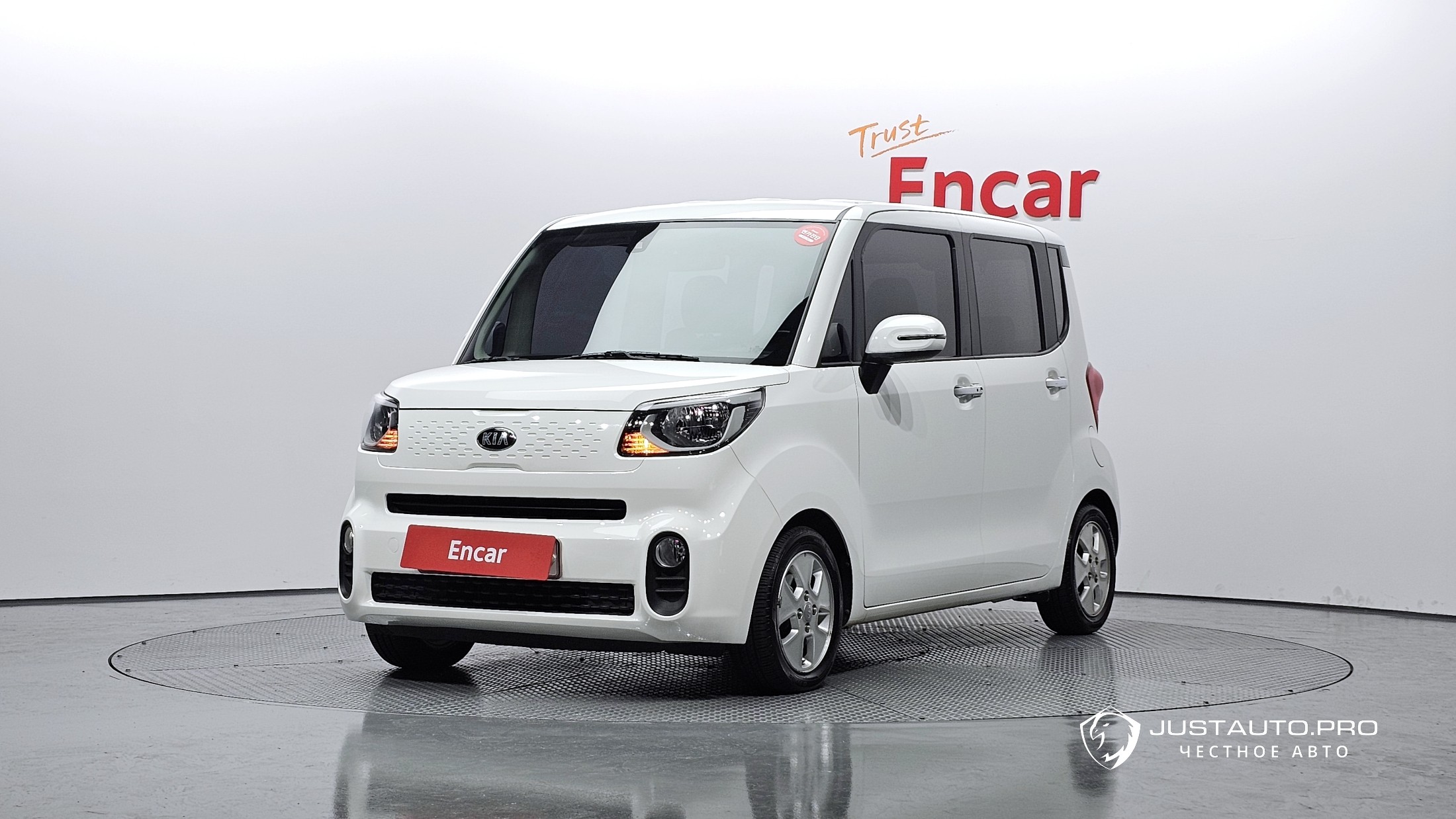 Автомобиль Kia RAY