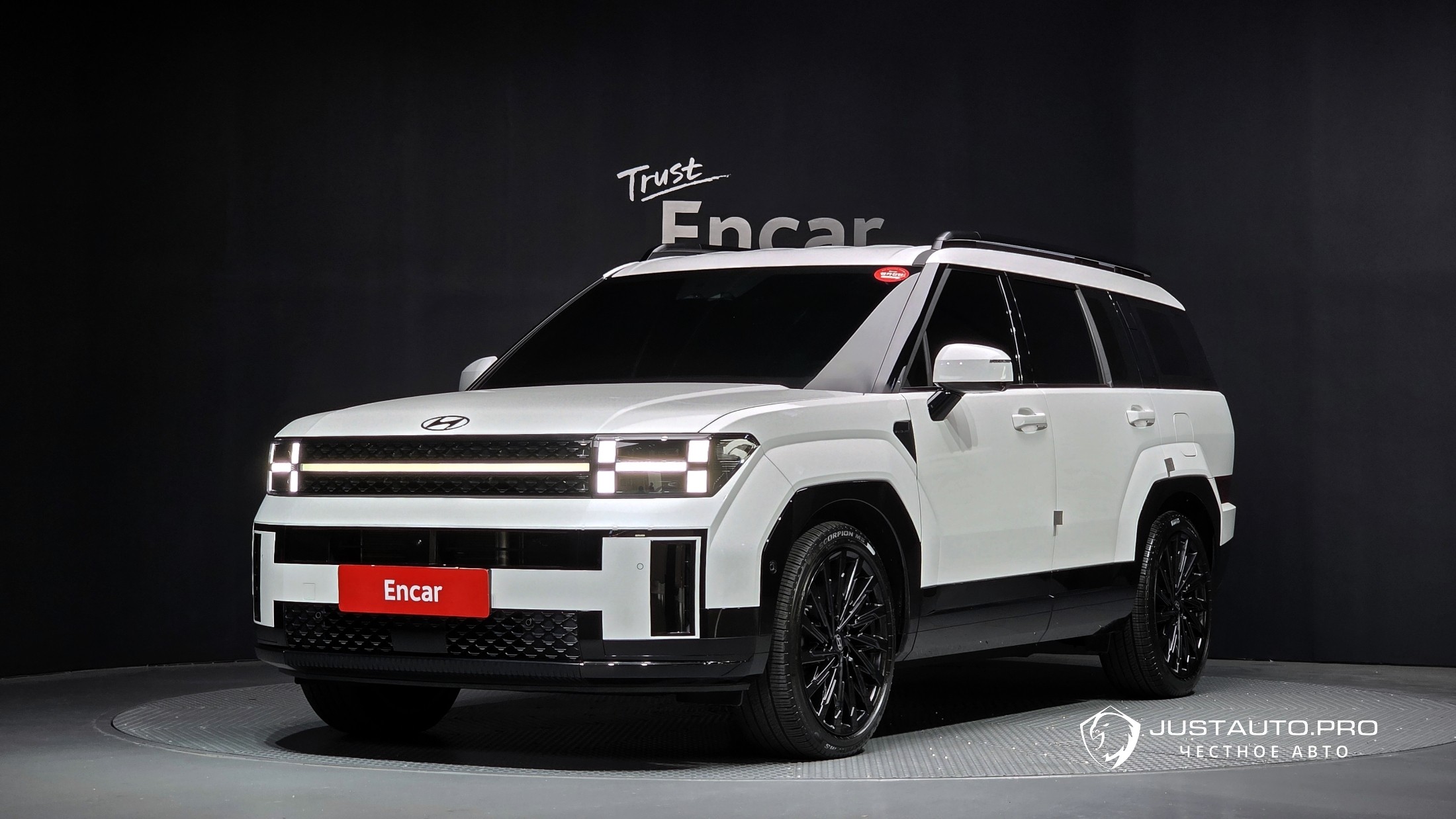 Автомобиль Hyundai Santafe