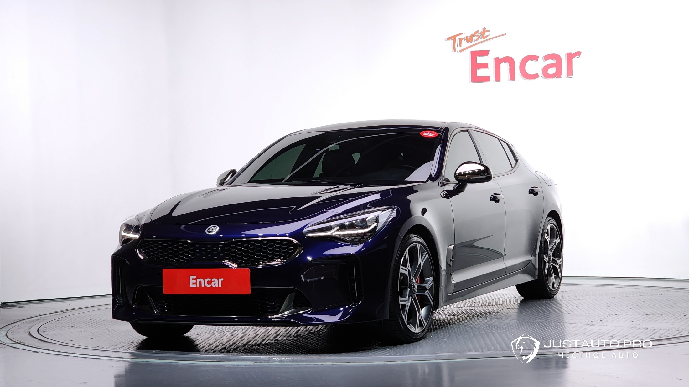 Автомобиль Kia Stinger