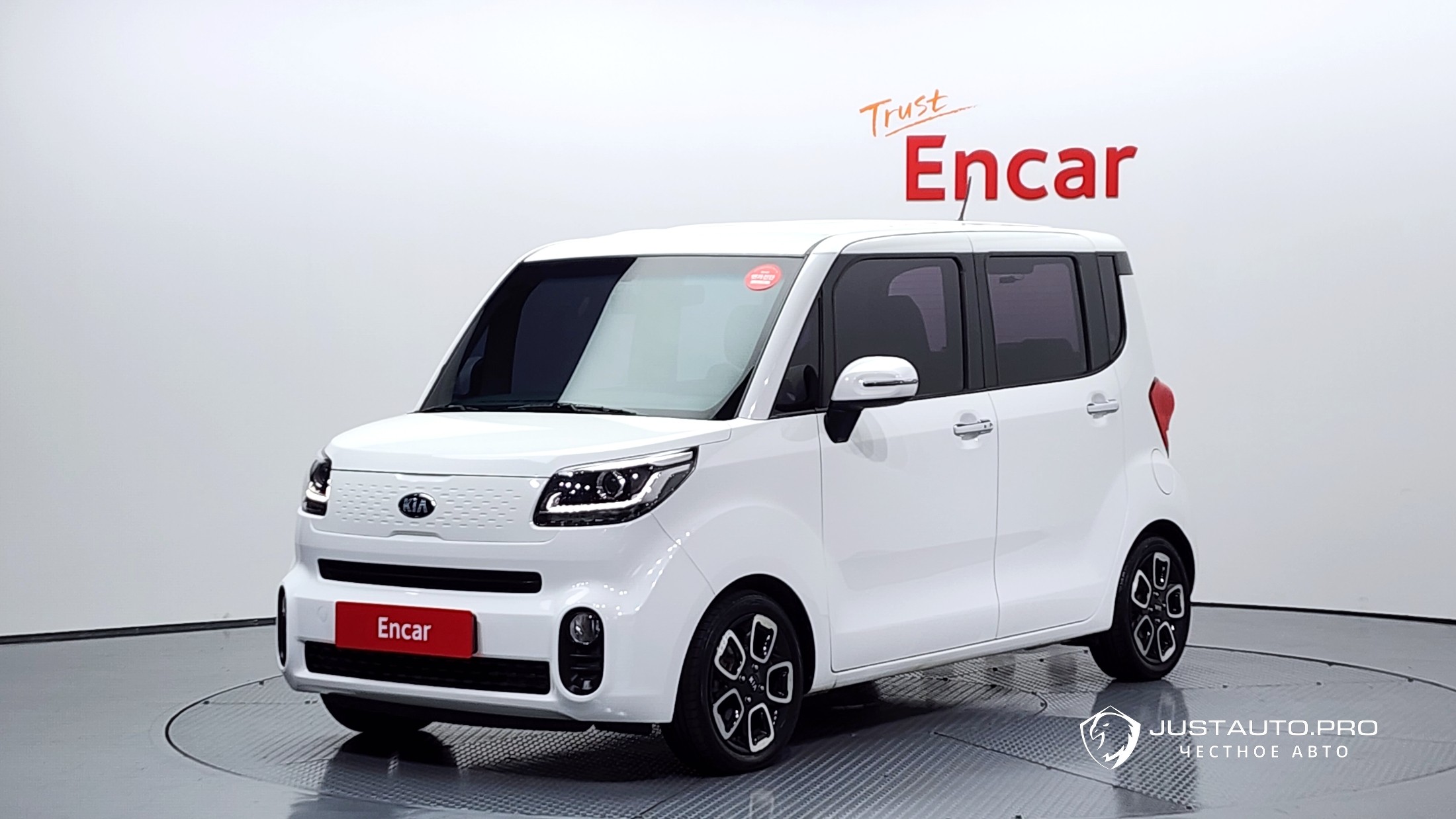 Автомобиль Kia RAY