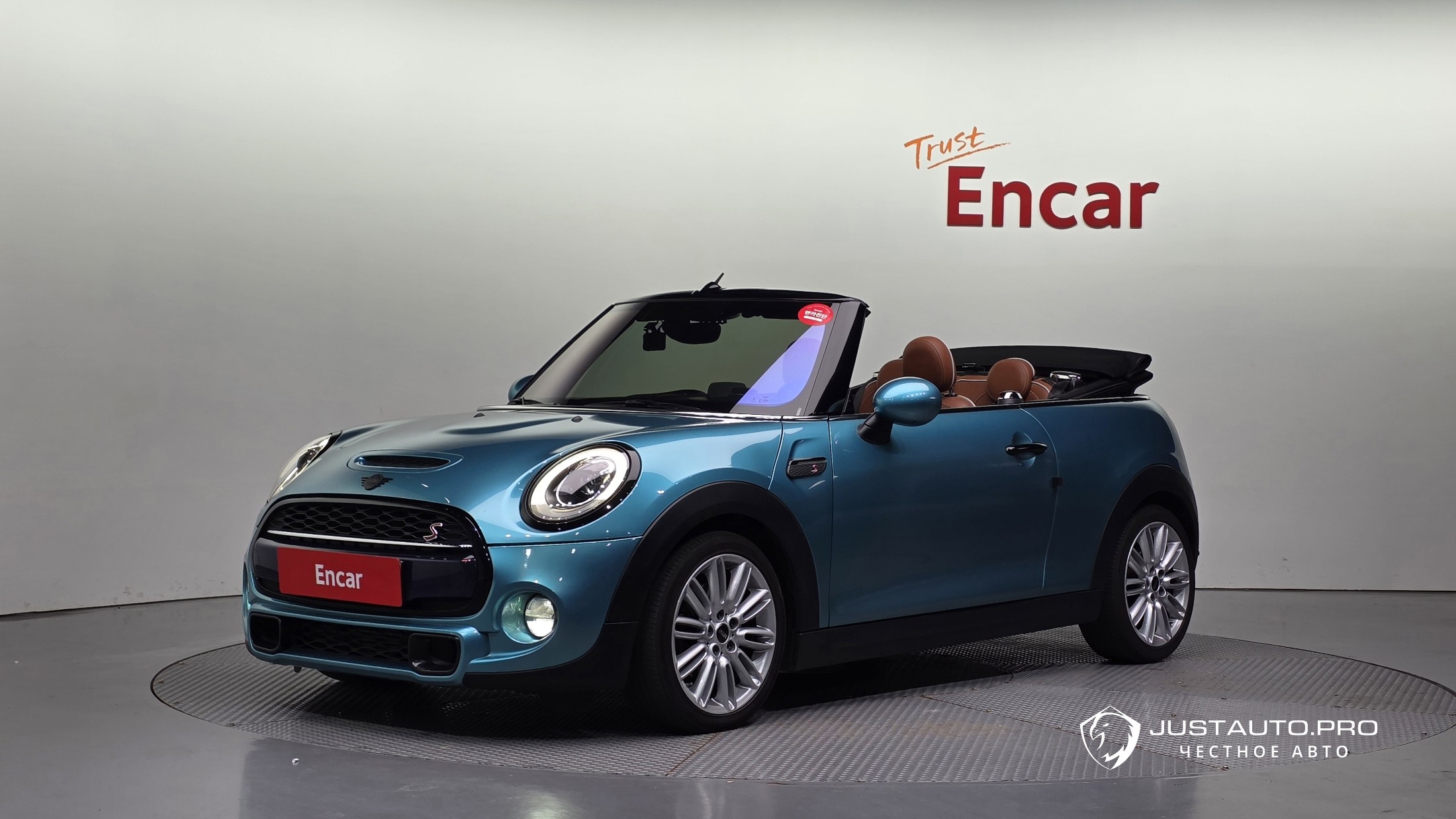 Автомобиль Mini Cooper Convertible