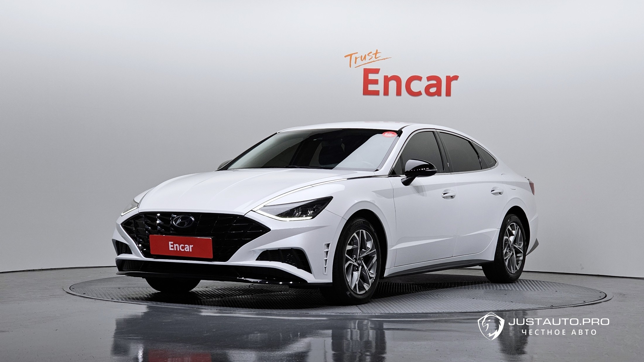 Автомобиль Hyundai Sonata