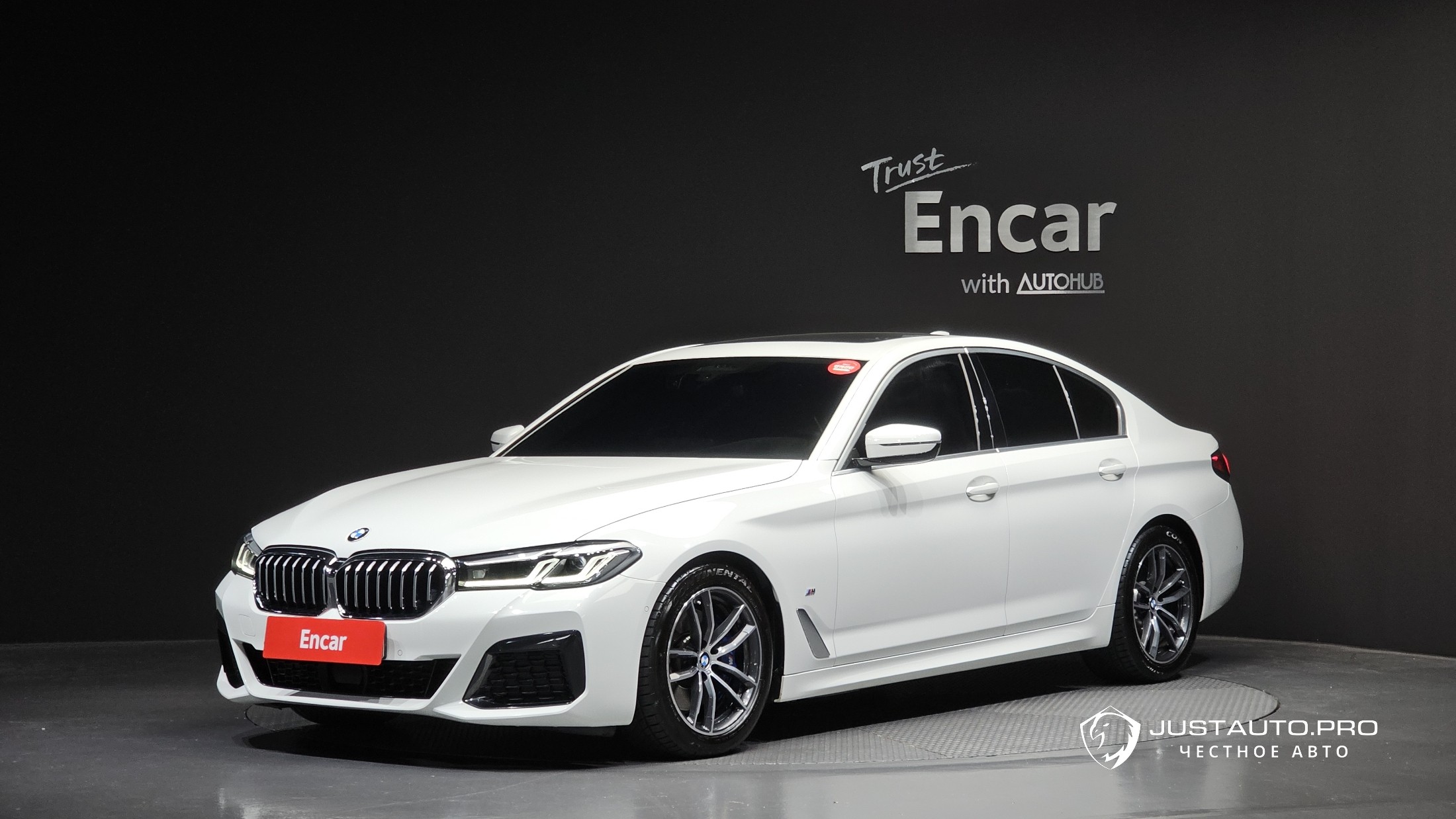 Автомобиль BMW 5-Series