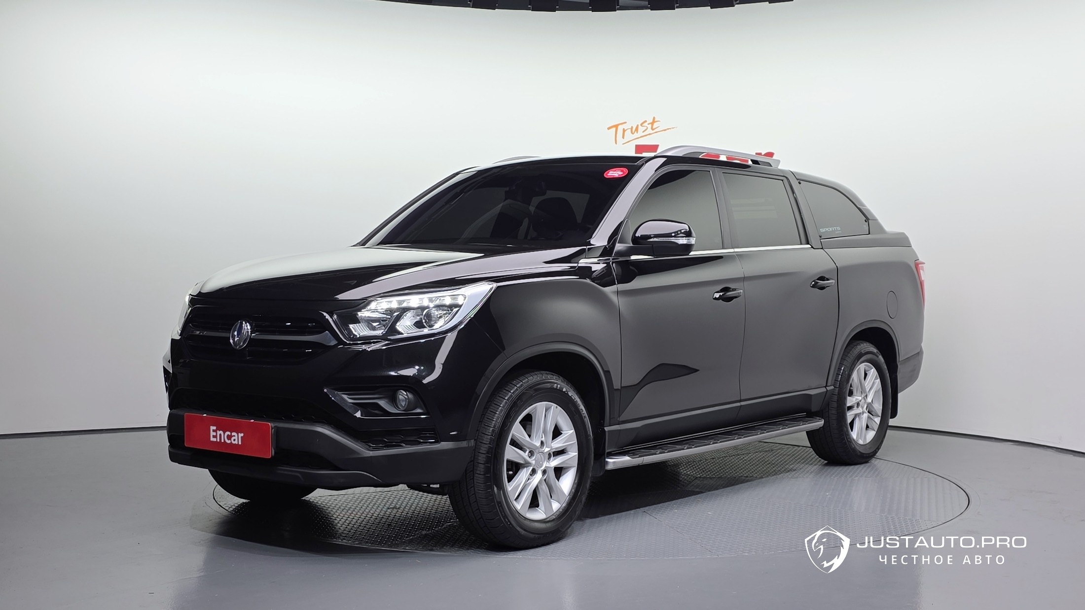 Автомобиль KG_Mobility_Ssangyong Rexton